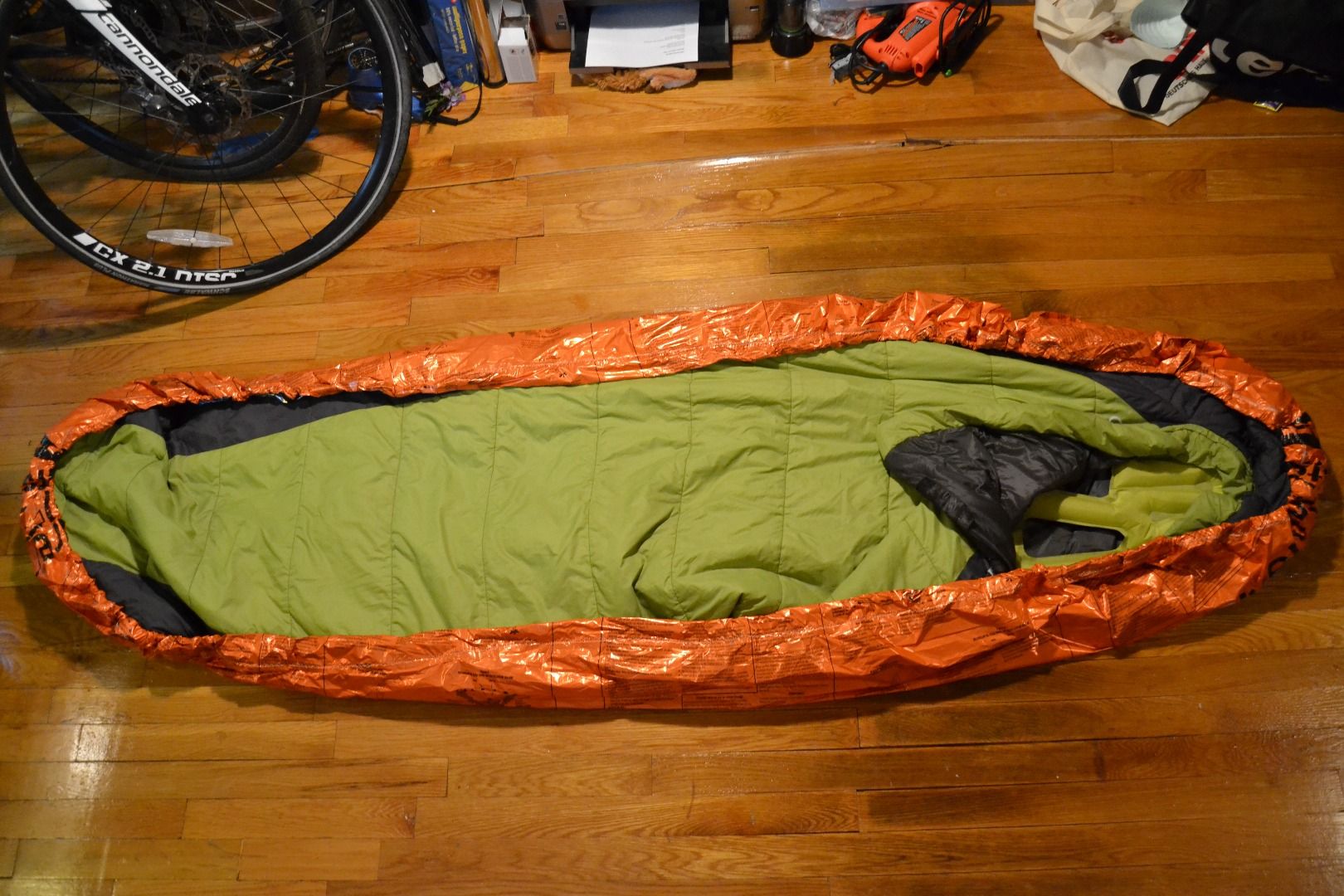 SemiBivy Keep Your Sleeping Bag Dry and Warmer 6 Steps (with