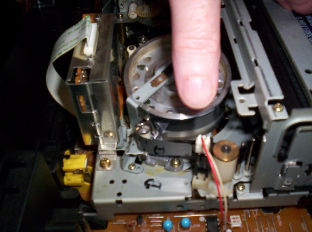 How To Build A Vhs Movie Tape Cleaner : 8 Steps - Instructables