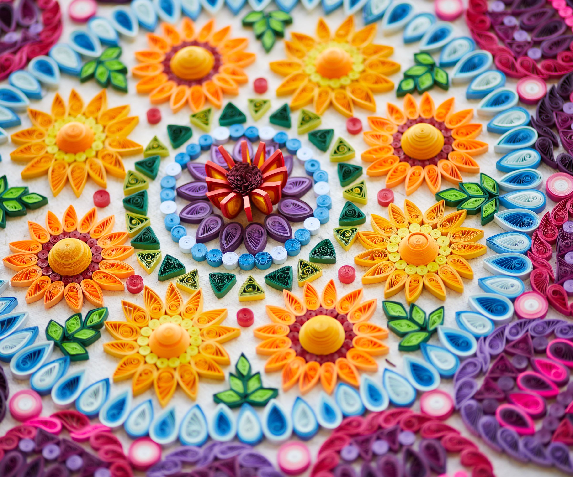 a meter big quilled mandala! DIY Project DIY Project Image