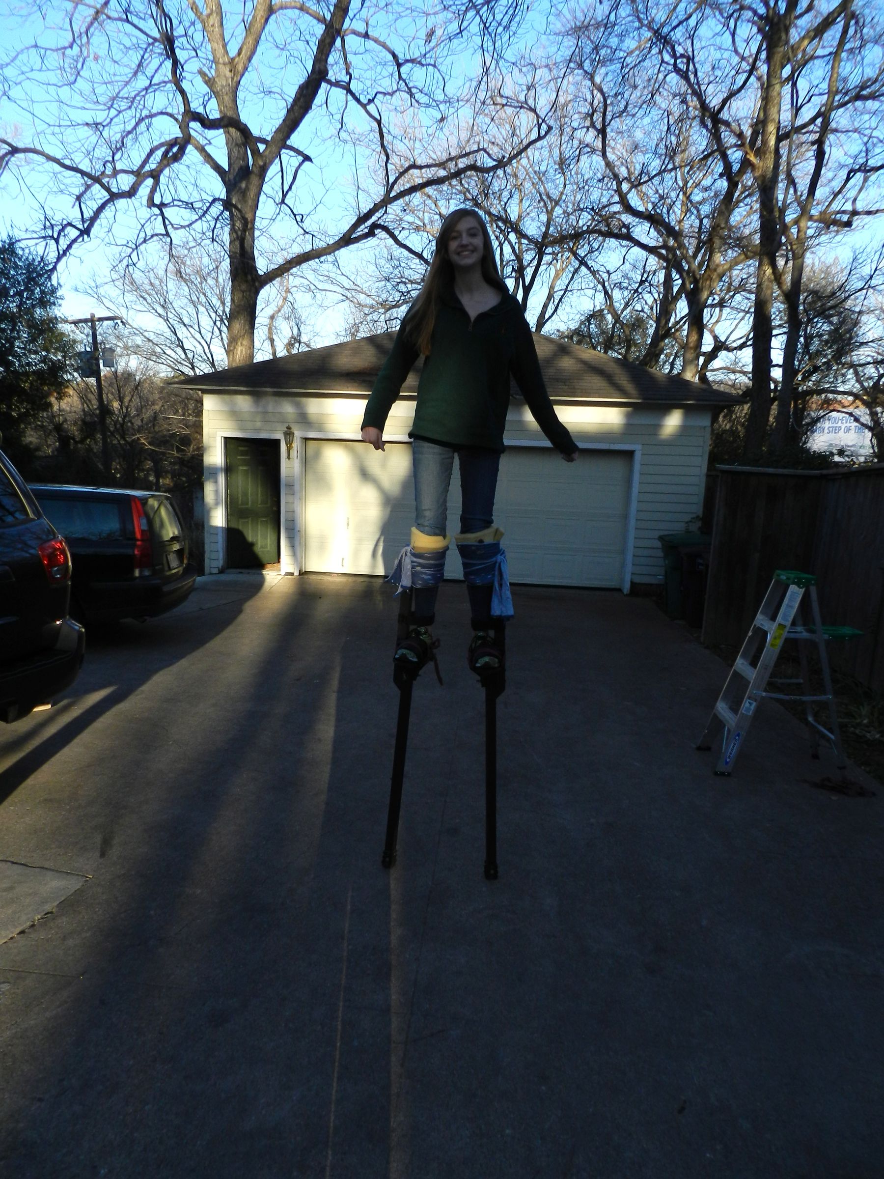 How to Walk on Stilts 7 Steps (with Pictures) Instructables