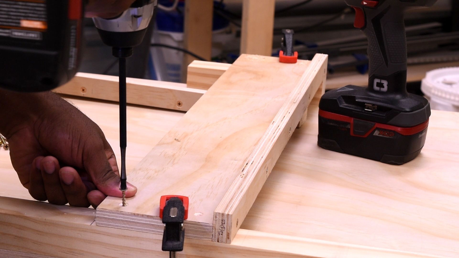 MAX CUT 2 Circular Saw Crosscut & Miter Jig 11 Steps (with Pictures