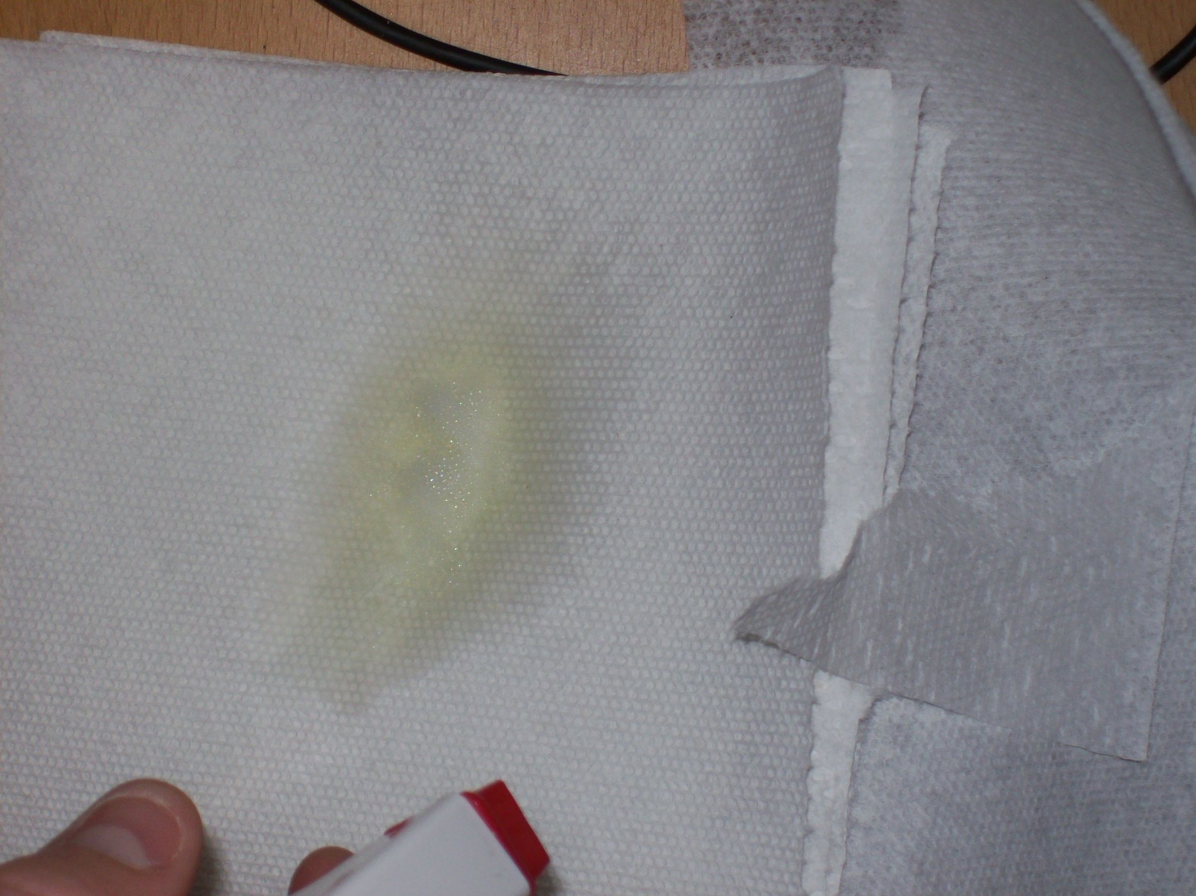 How to Clean a Laptop Screen With Household Products 3 Steps