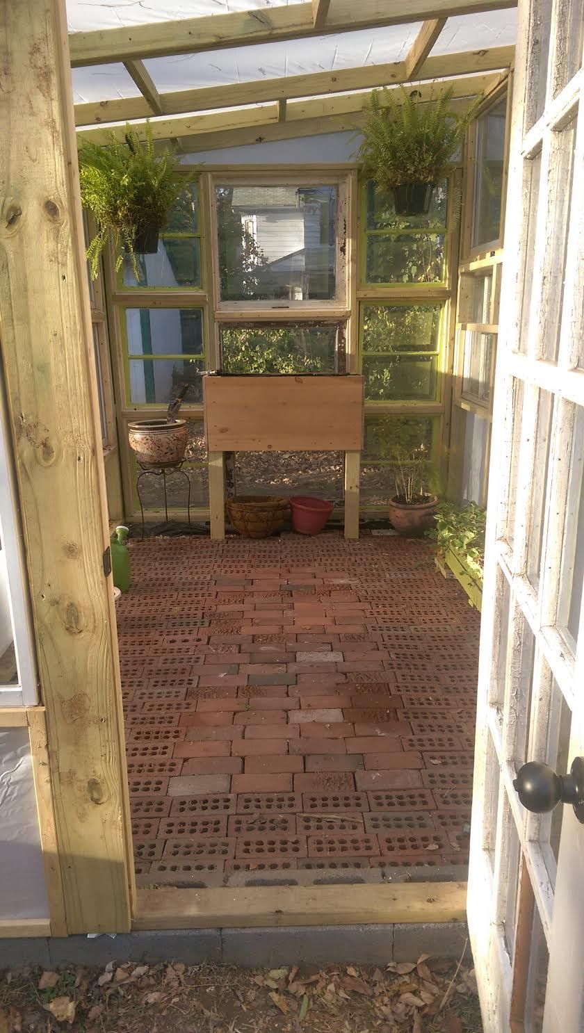 Green House / Yoga Hut / Clubhouse