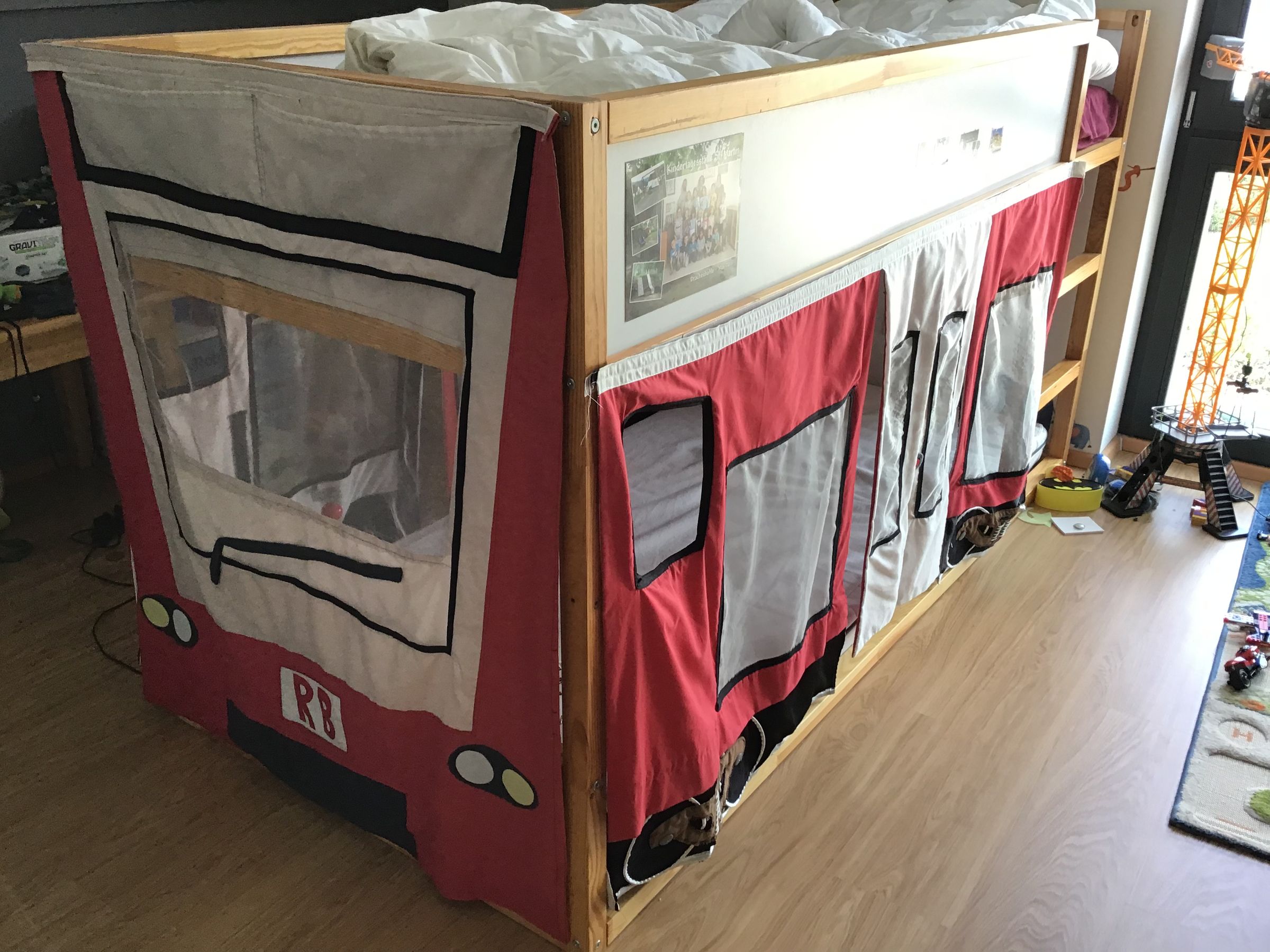 Red Train Bunk Bed Curtains For A Child 11 Steps With Pictures Instructables