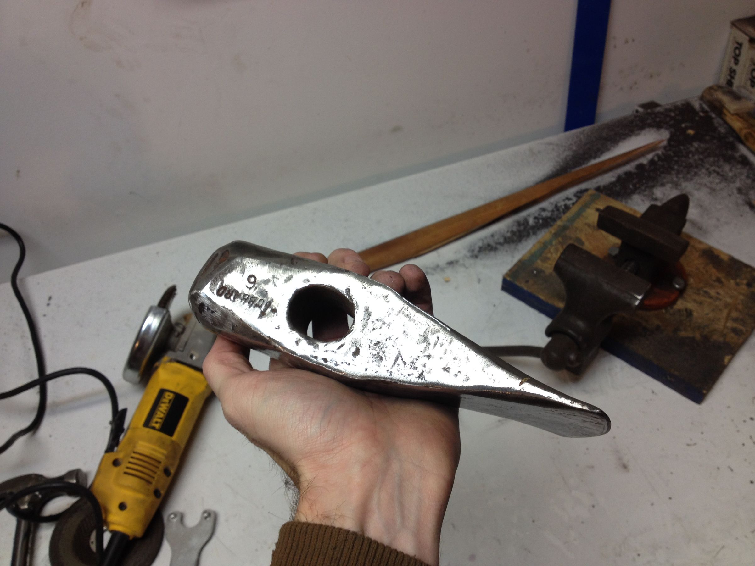 How to Rehandle an Axe... 6 Steps (with Pictures) Instructables