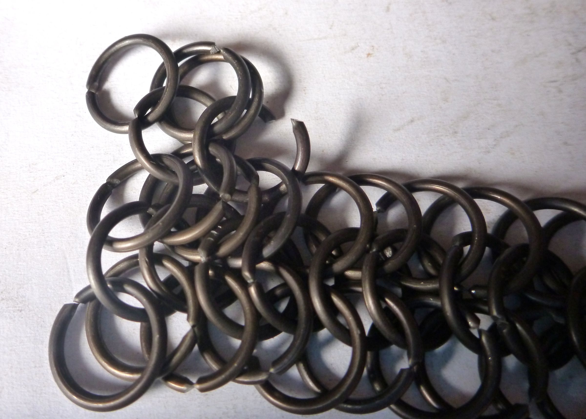 EUROPEAN 6IN1 CHAIN MAIL BEGINNER'S GUIDE 8 Steps (with Pictures