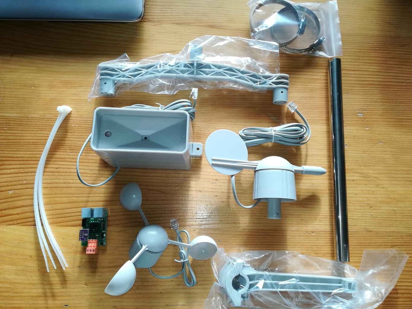 Weather Station With Data Logging : 7 Steps (with Pictures) - Instructables