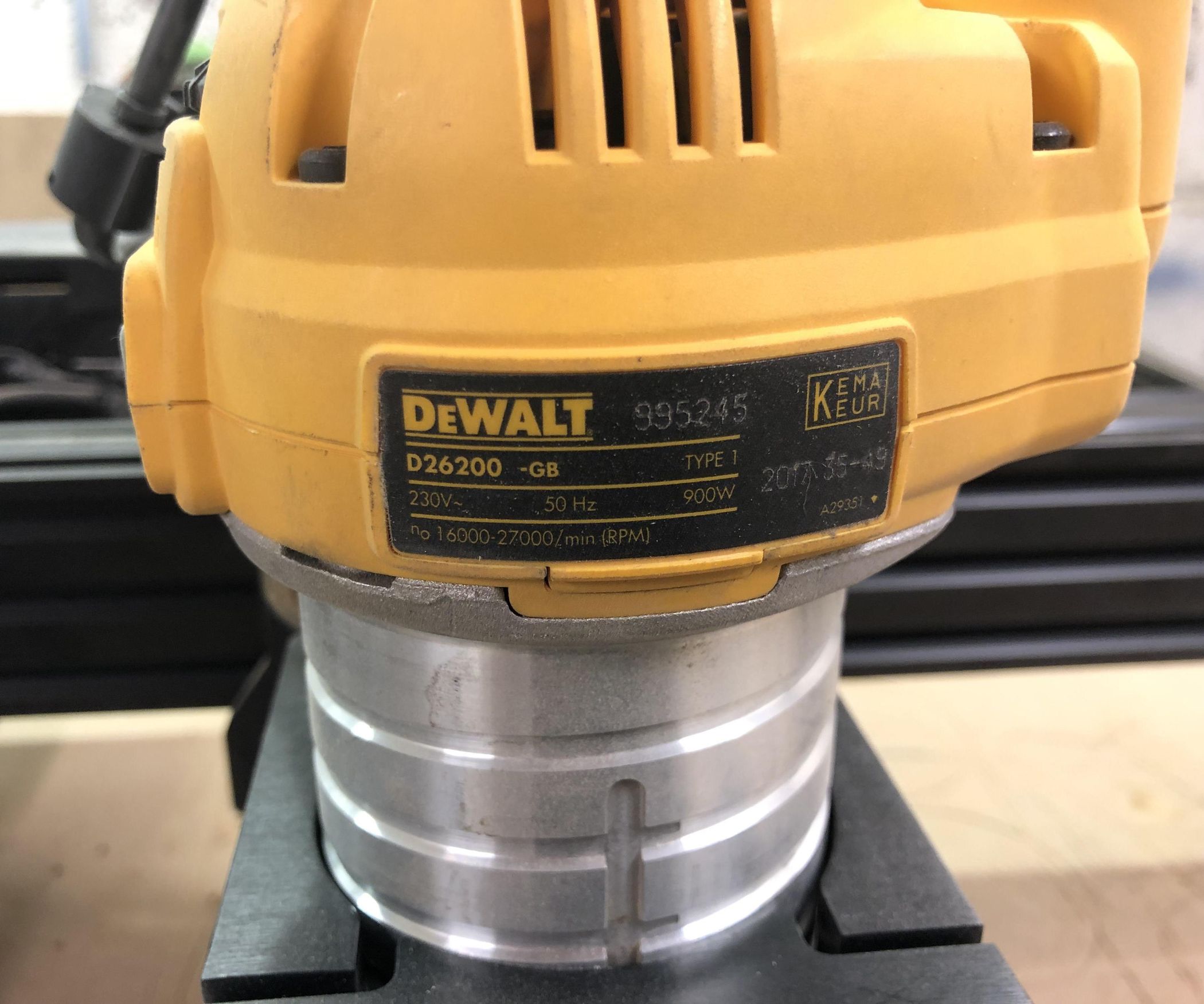 Dewalt D26200 Router_ Replacing the Brushes. Instructables