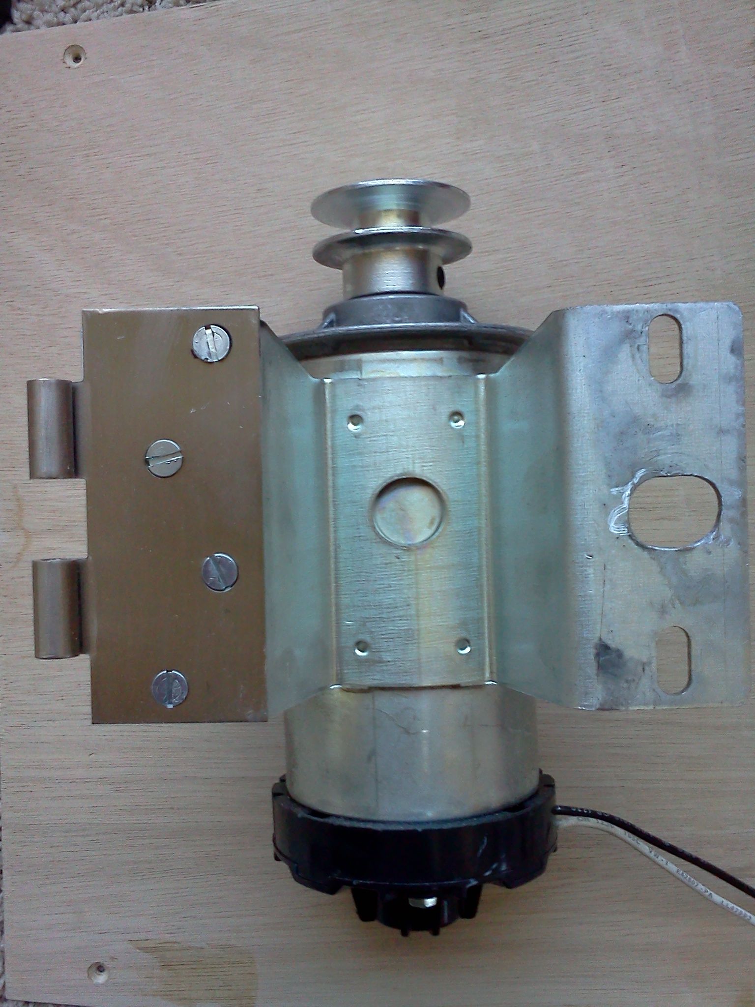 DIY Pottery Wheel (Using Treadmill Motor) 14 Steps (with Pictures