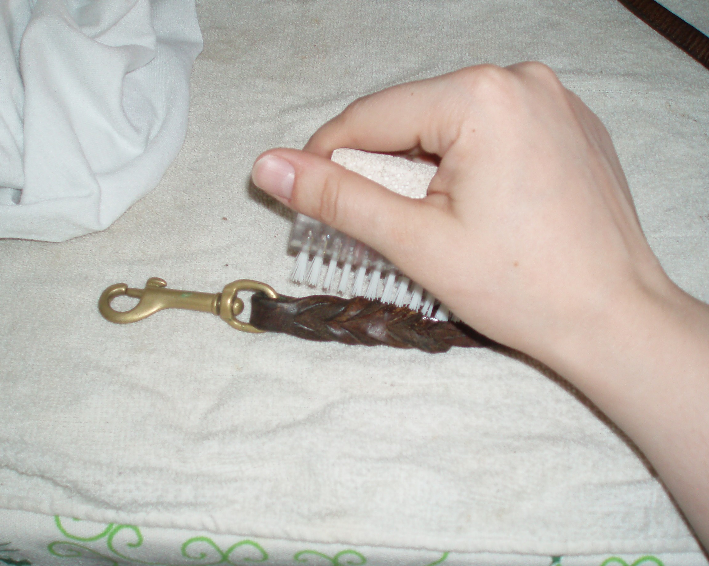 How to Clean Leather 5 Steps Instructables