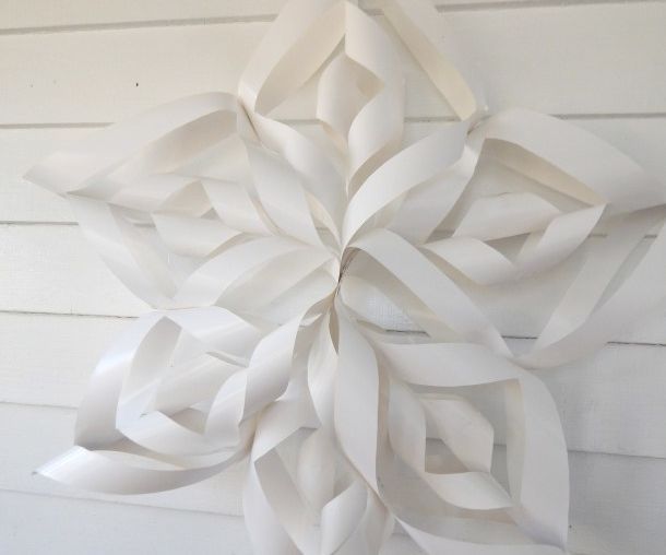 3d super size paper snowflakes DIY Project DIY Project Image