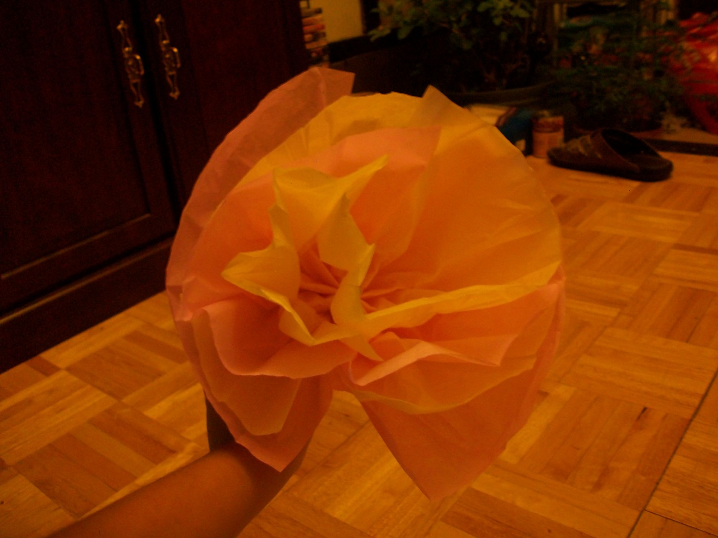 How to Make a Flower Out of Tissue Paper 12 Steps Instructables