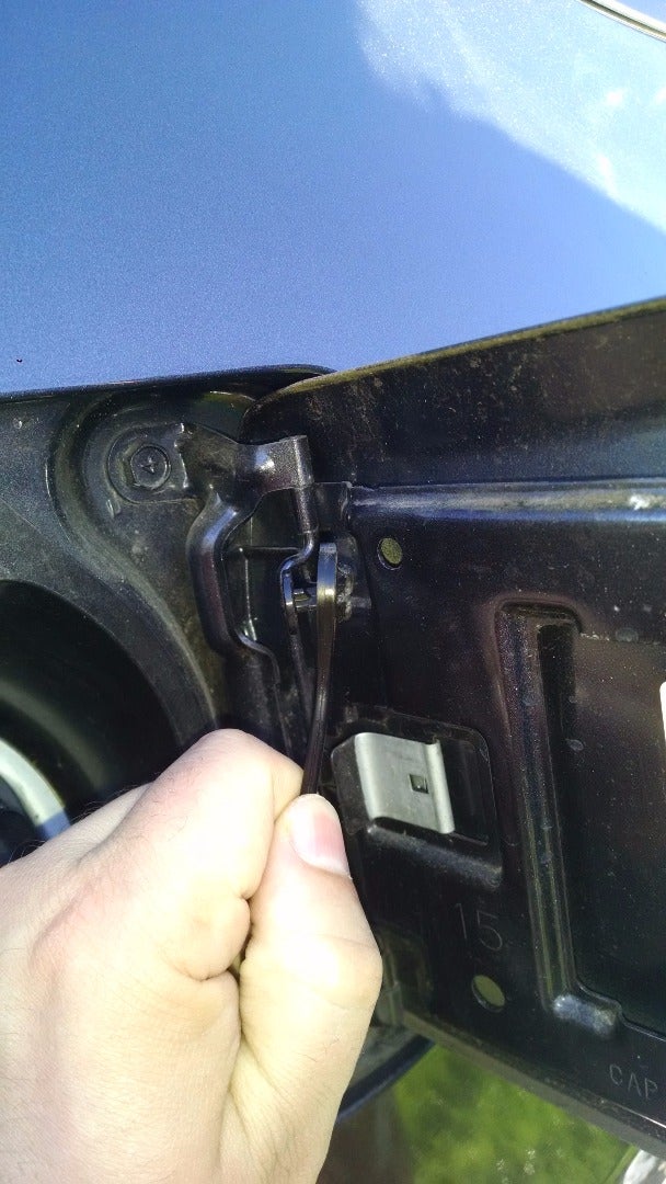 Fix for Broken Gas Cap Tether / Lanyard (3D Printed) 9 Steps (with