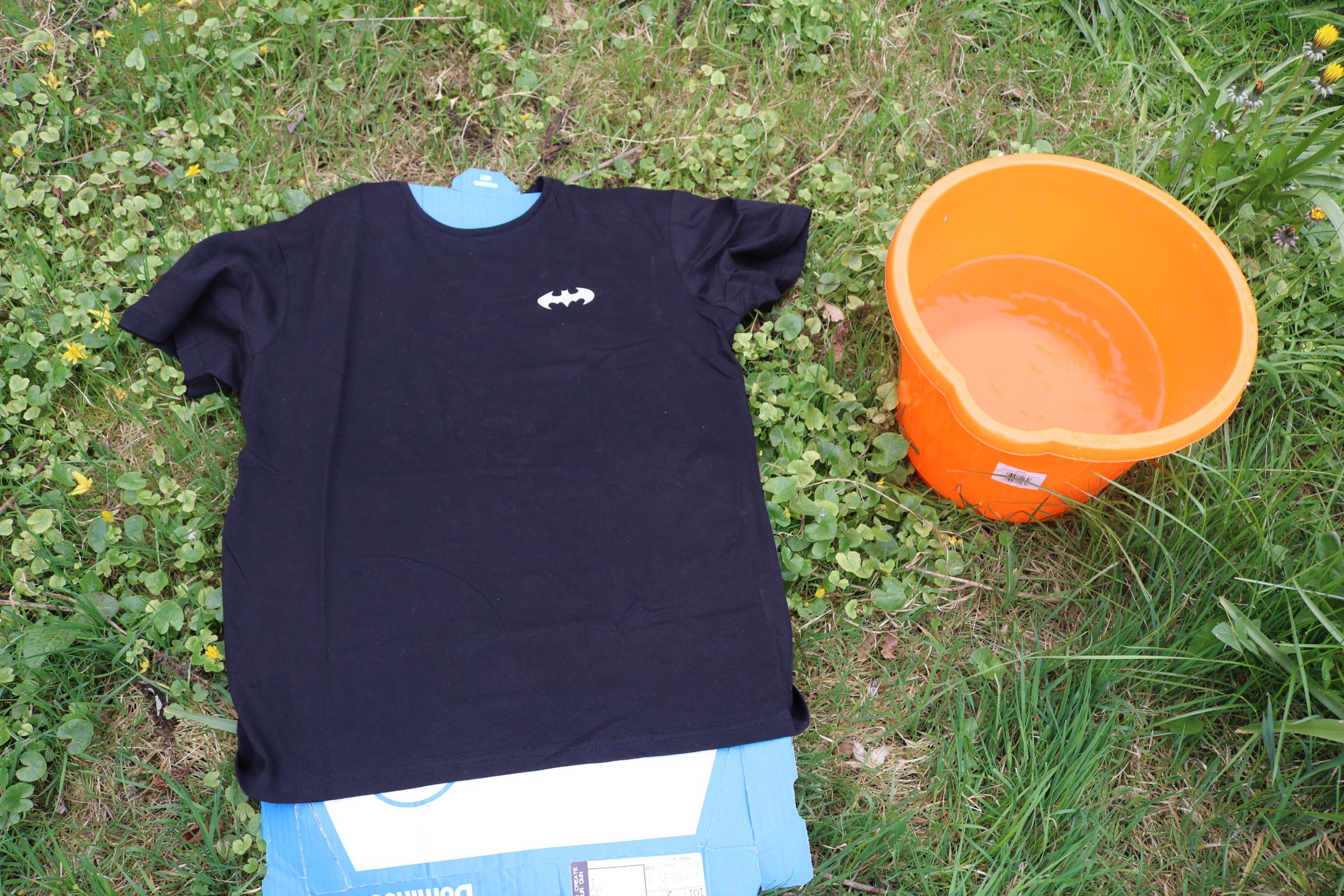 Bleach Stencil Shirt 6 Steps (with Pictures) Instructables