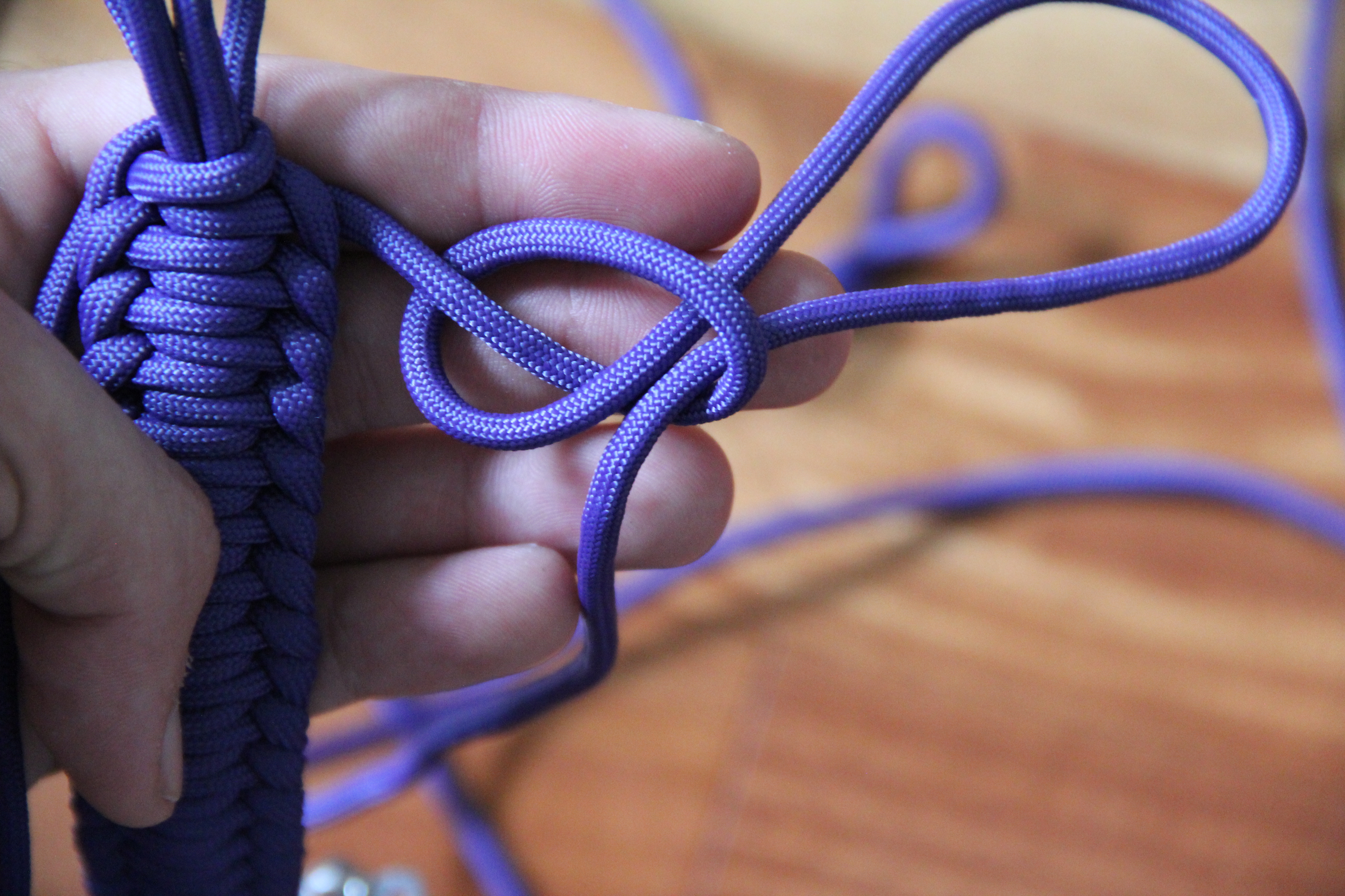 Quick Release Paracord Bracelet 9 Steps Instructables