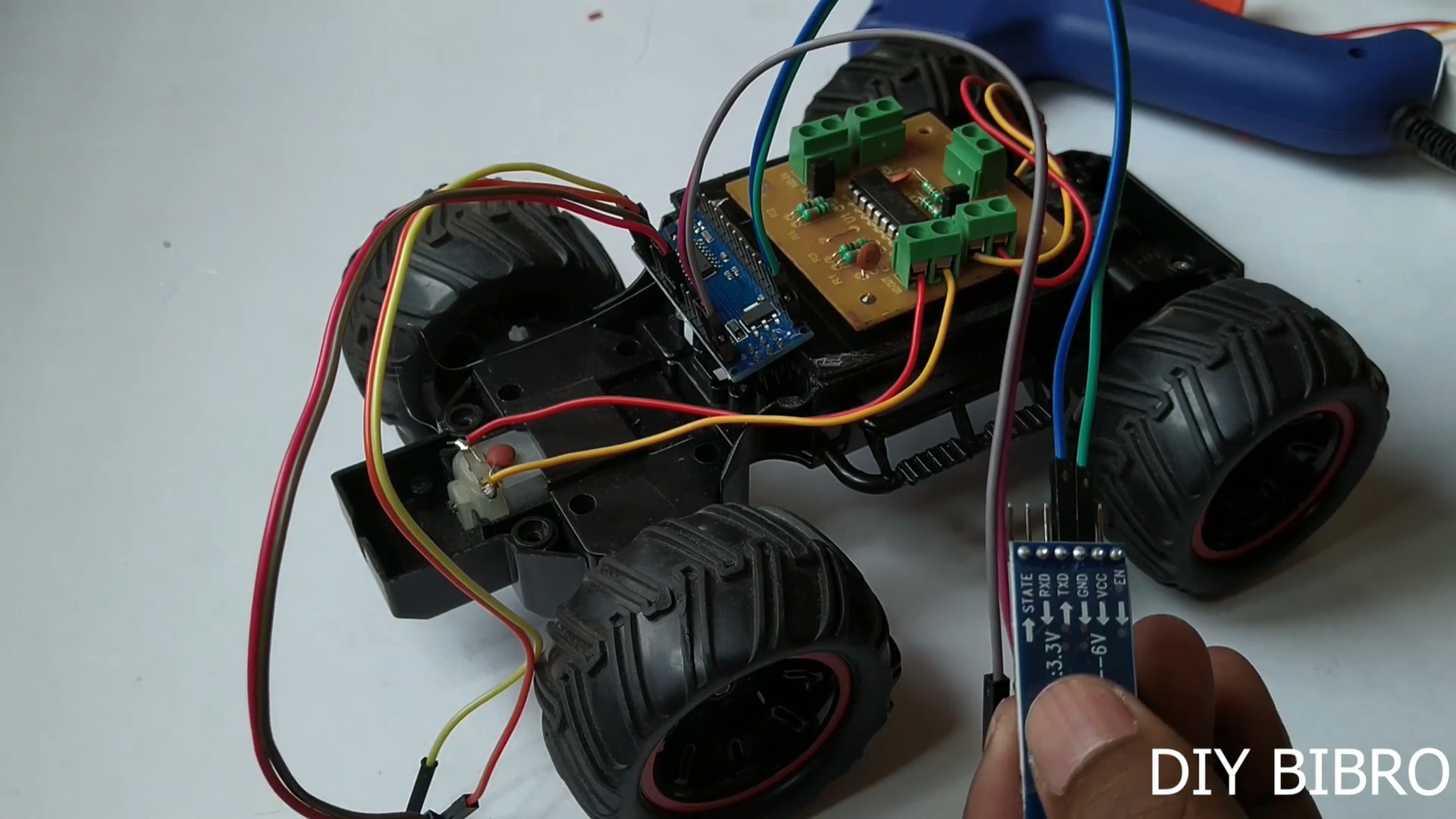DIY ARDUINO BLUETOOTH CONTROLLED CAR :) : 7 Steps (with Pictures ...