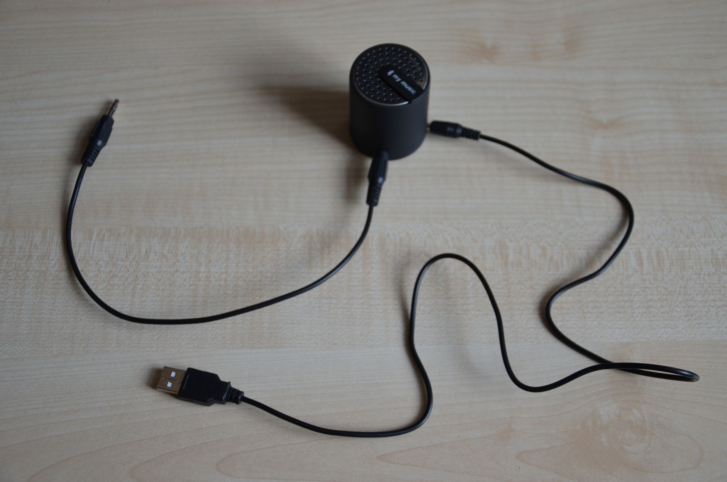 Converting Old Radio Into a Bluetooth Speaker 4 Steps (with Pictures