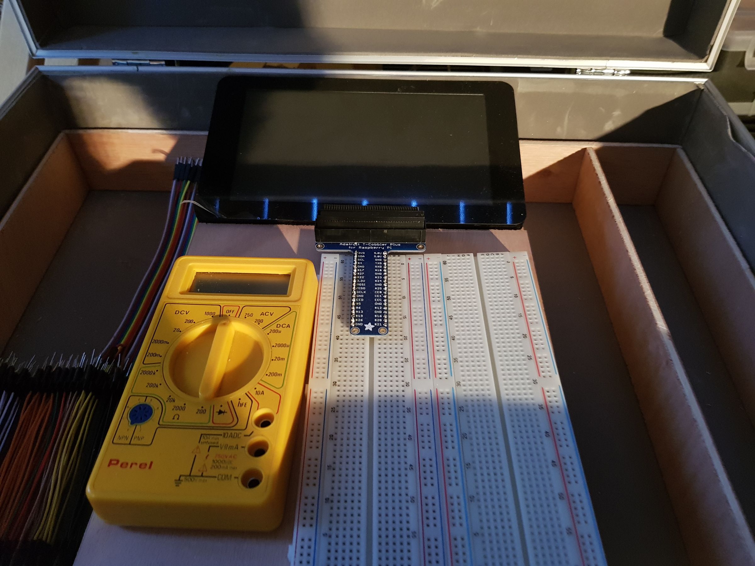 Portable Electronic Laboratory 16 Steps Instructables