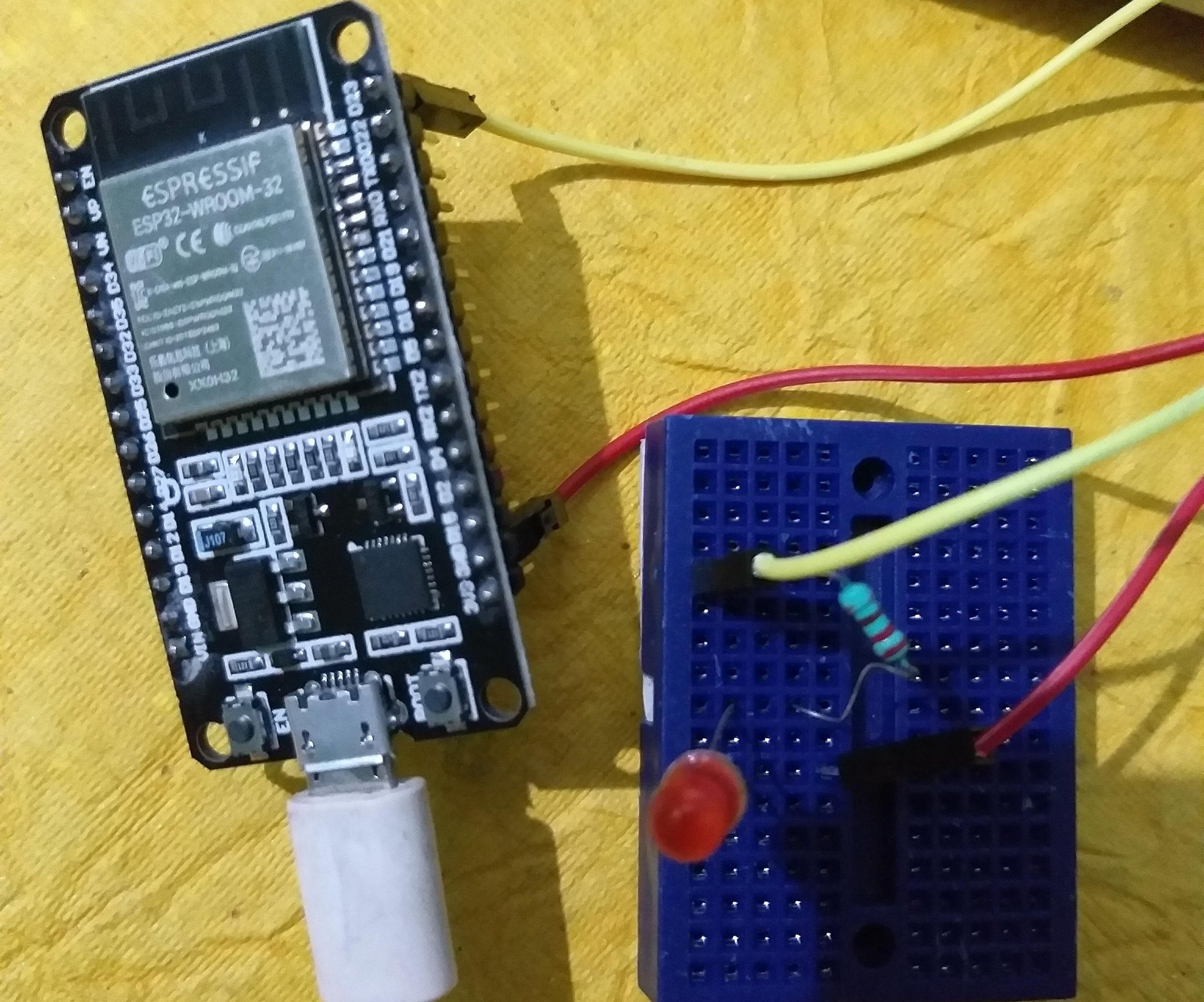 Hlgblooket Chest Esp 32 - v3o9qsj