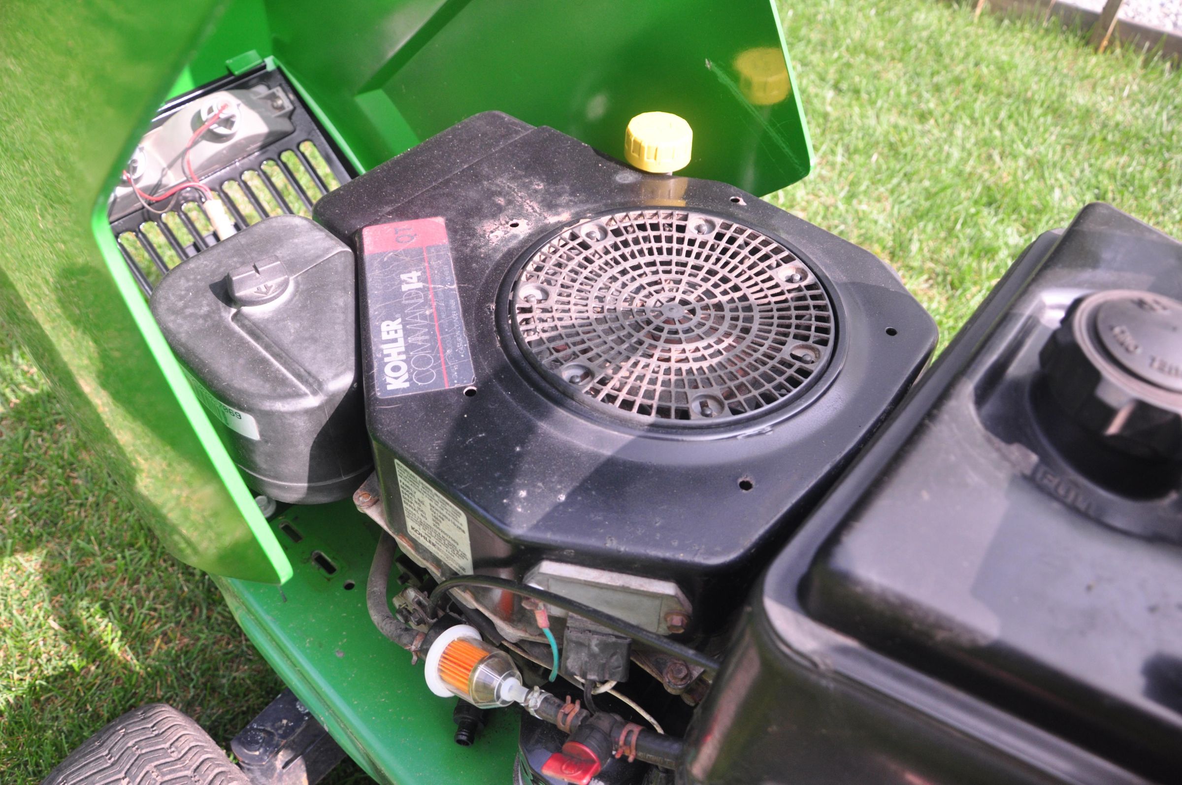 How to Repair and Paint a Fiberglass Hood 9 Steps (with Pictures