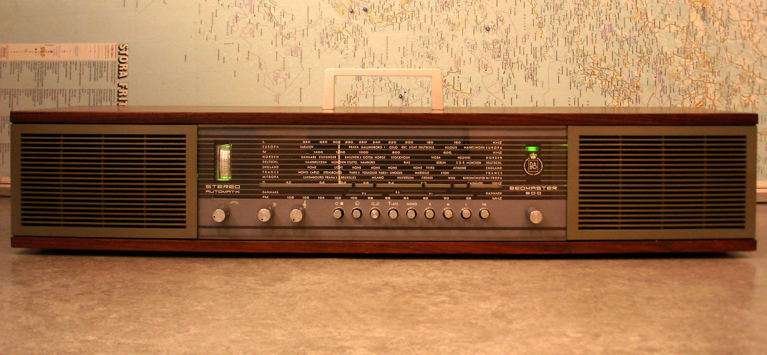 bang olufsen boombox