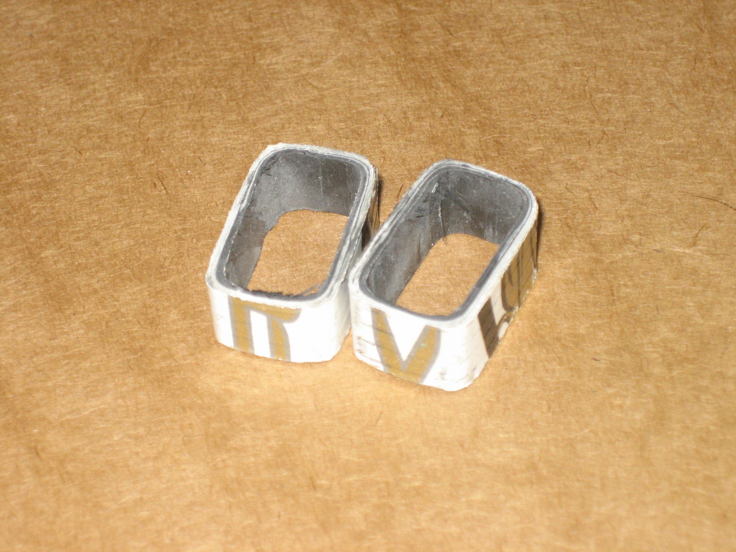 Removable Hockey Jersey Wall Mount 4 Steps (with Pictures