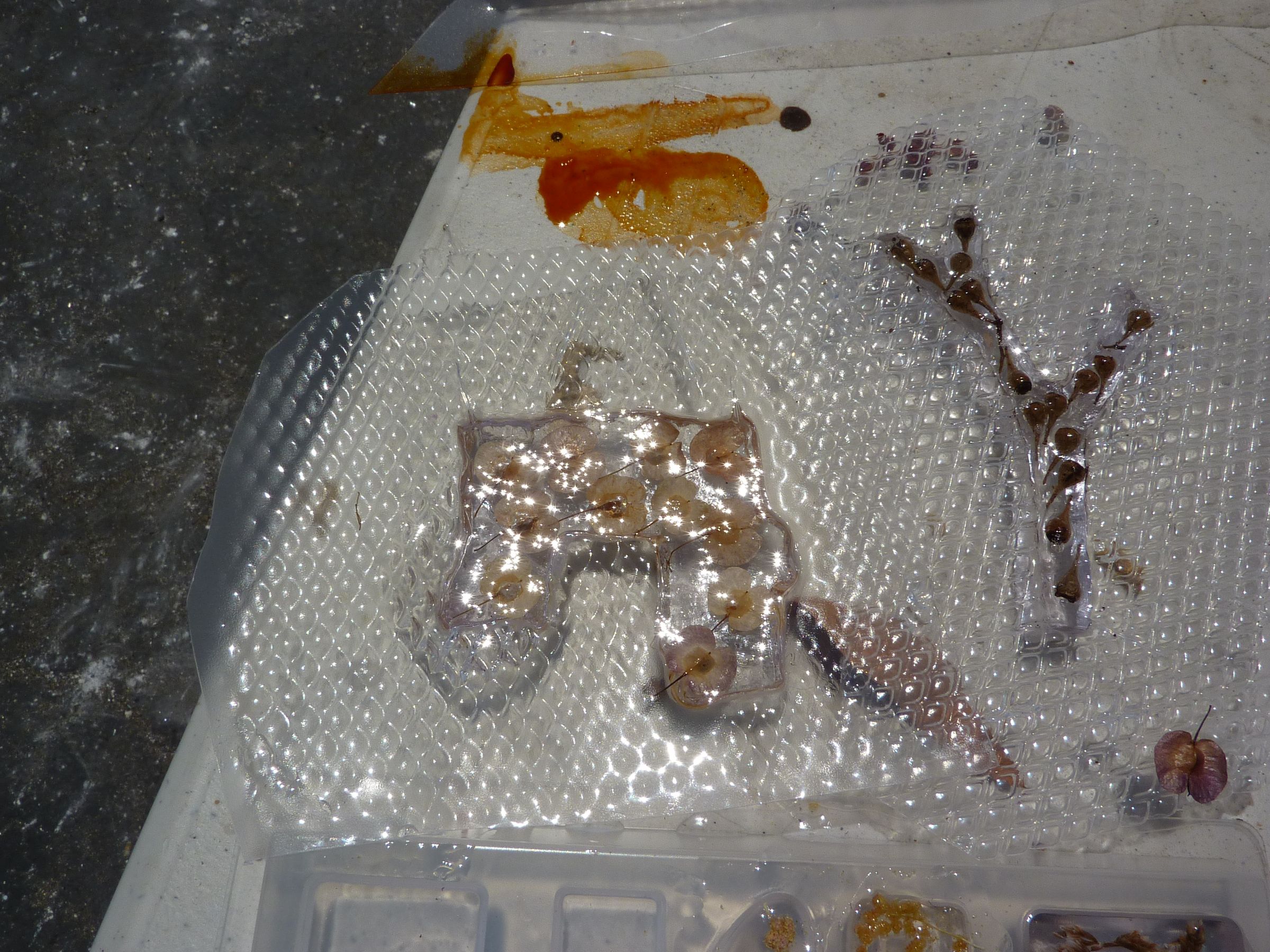 Making Resin Jewelry 9 Steps Instructables