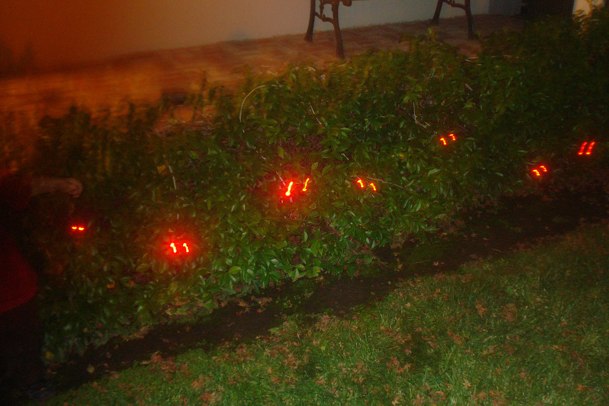 Spooky Blinking Eyes 10 Steps Instructables