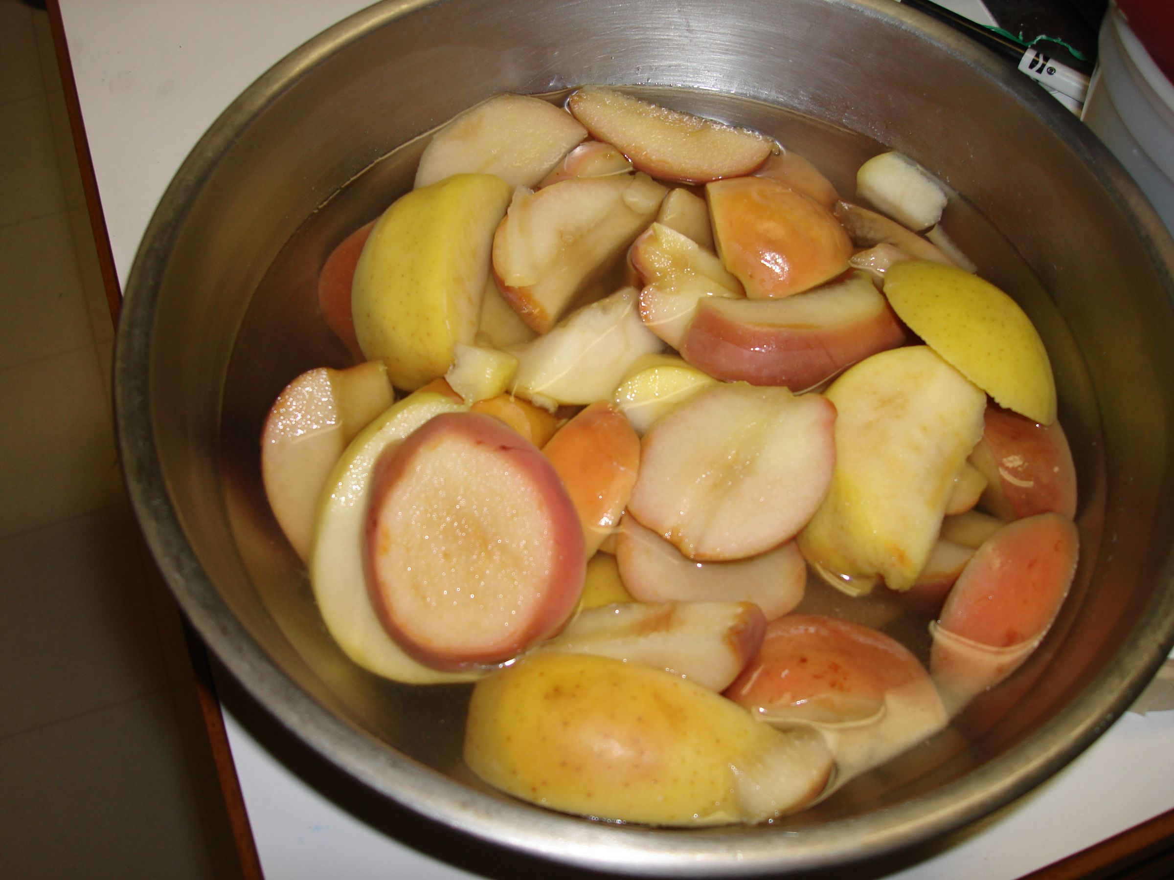 How to Make Apple Cider Without a Juicer and How to Double It for Free