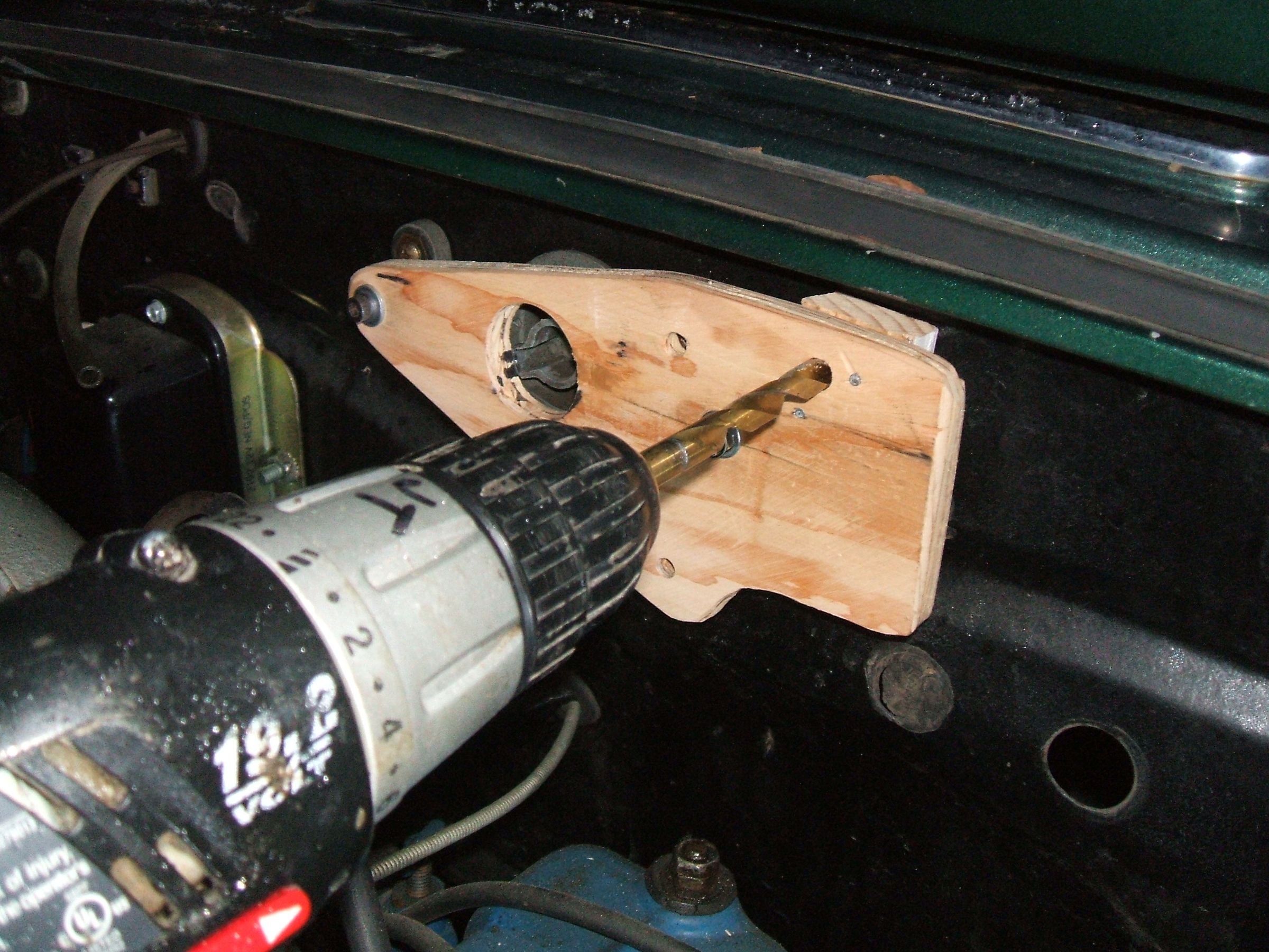 Classic Car Windshield Wiper Vacuum Motor Replacement 20 Steps (with