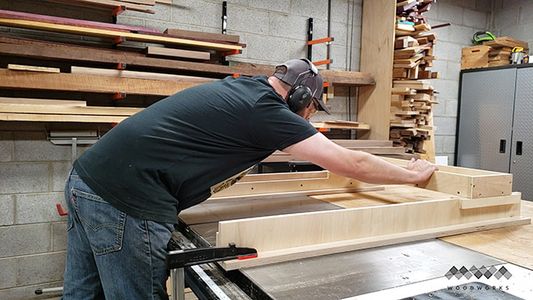 How to Make a Router Sled to Flatten Slabs : 9 Steps (with Pictures ...