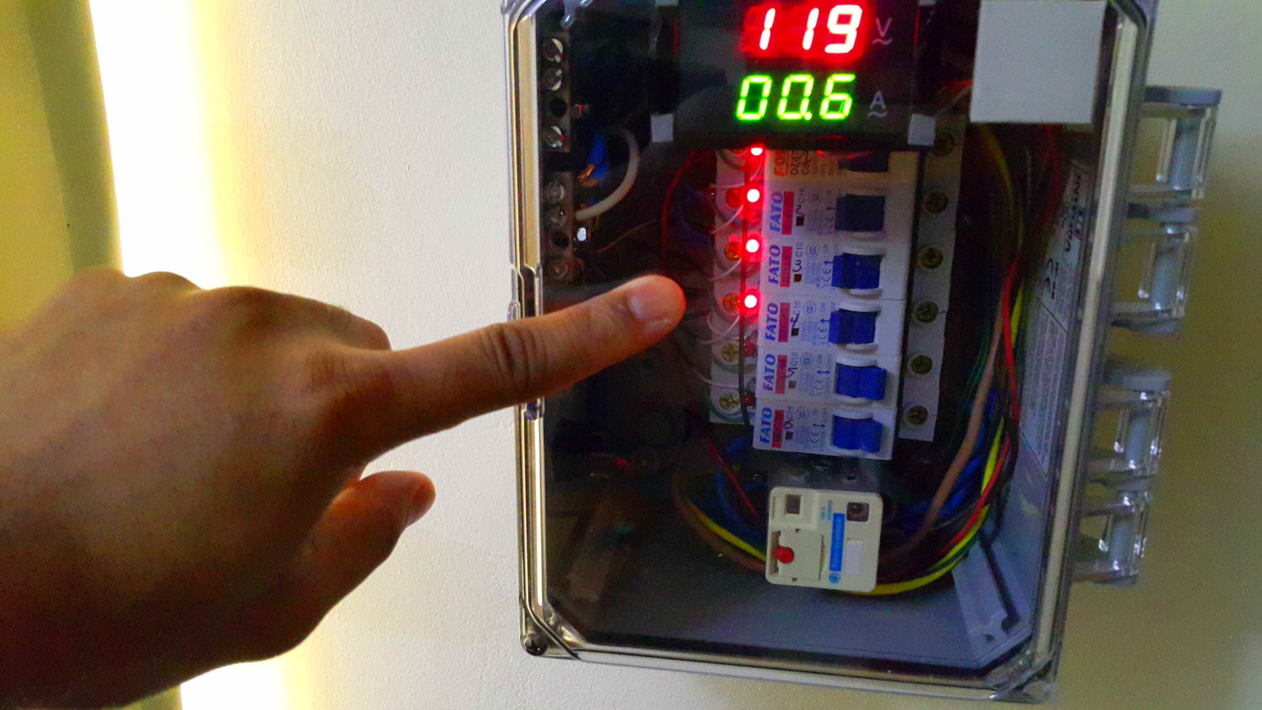 Solar Powered Refrigerator! : 8 Steps (with Pictures) Circuit Diagram