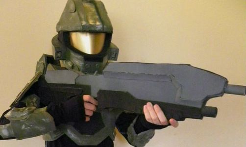 How to Make a Lifesize Halo Assault Rifle : 6 Steps - Instructables