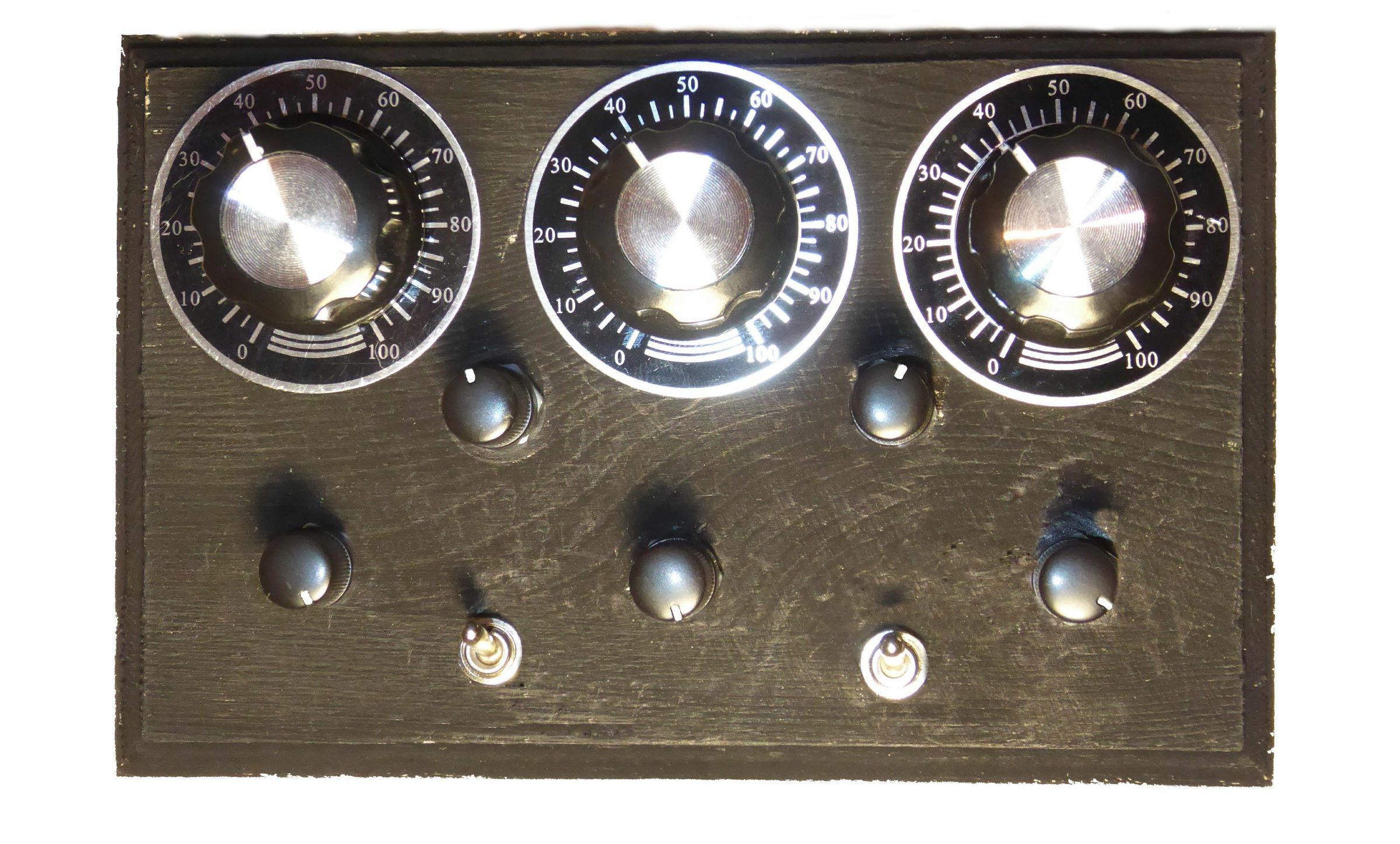 The Audiophonic Workbench - Recreate Early Electronic Music With ...
