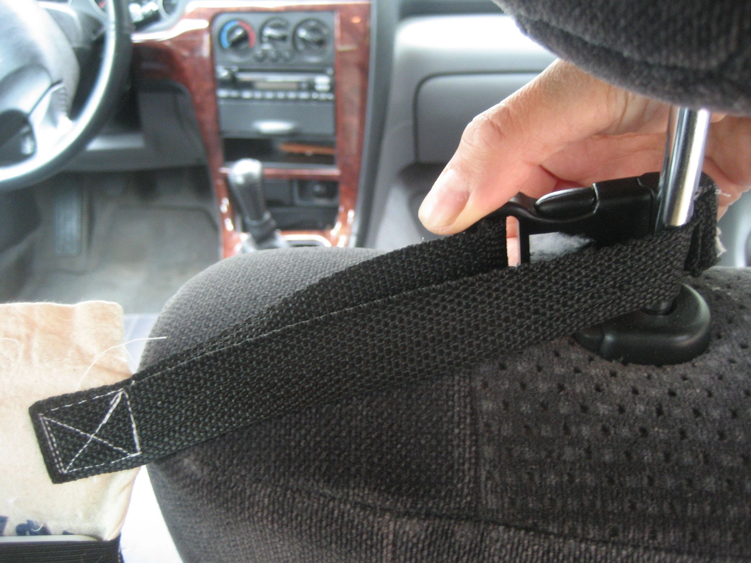 DVD Player Holder for the Car 6 Steps Instructables