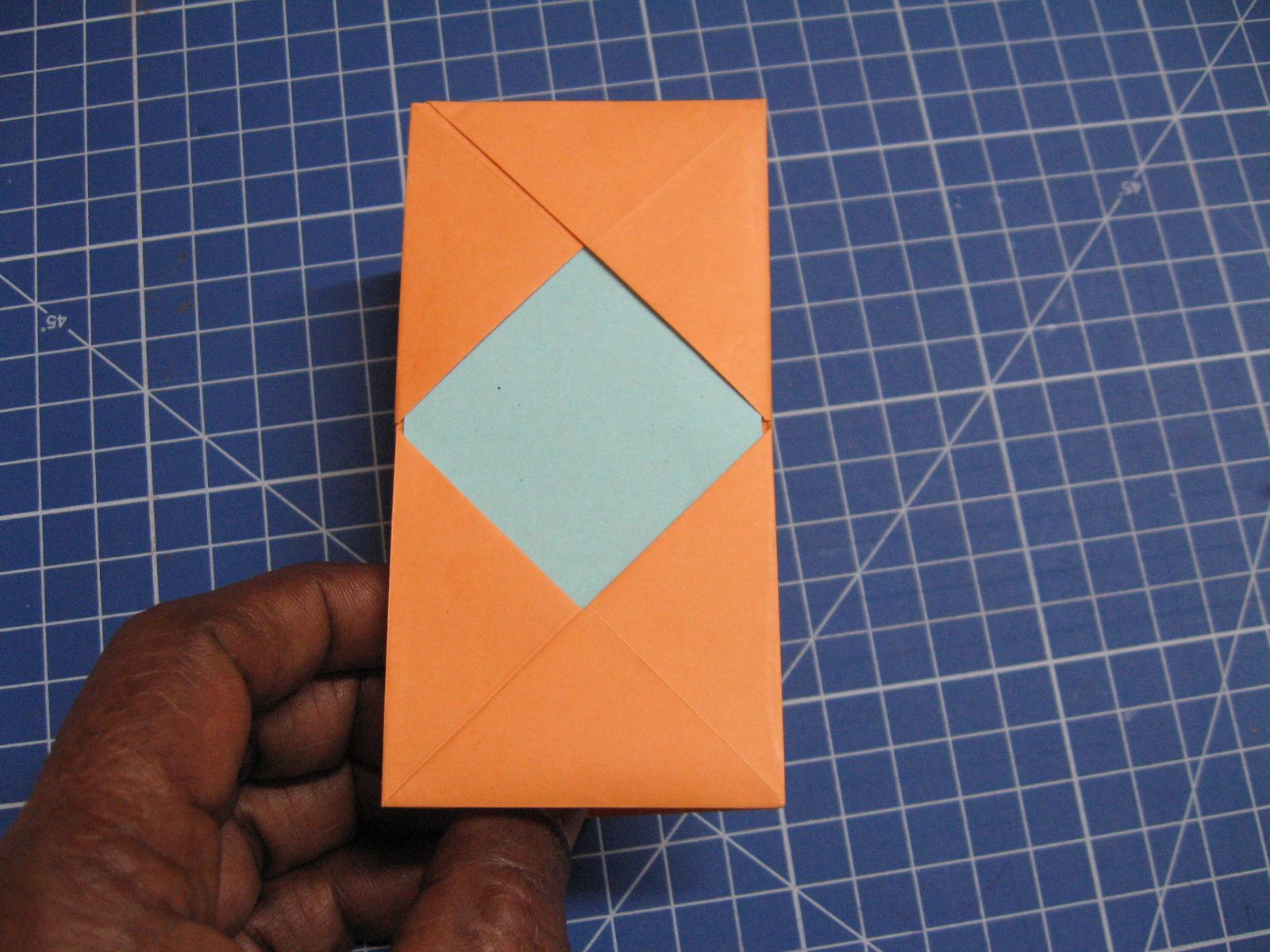 Colourful Hexagonal Pen Holder From Paper 7 Steps (with Pictures