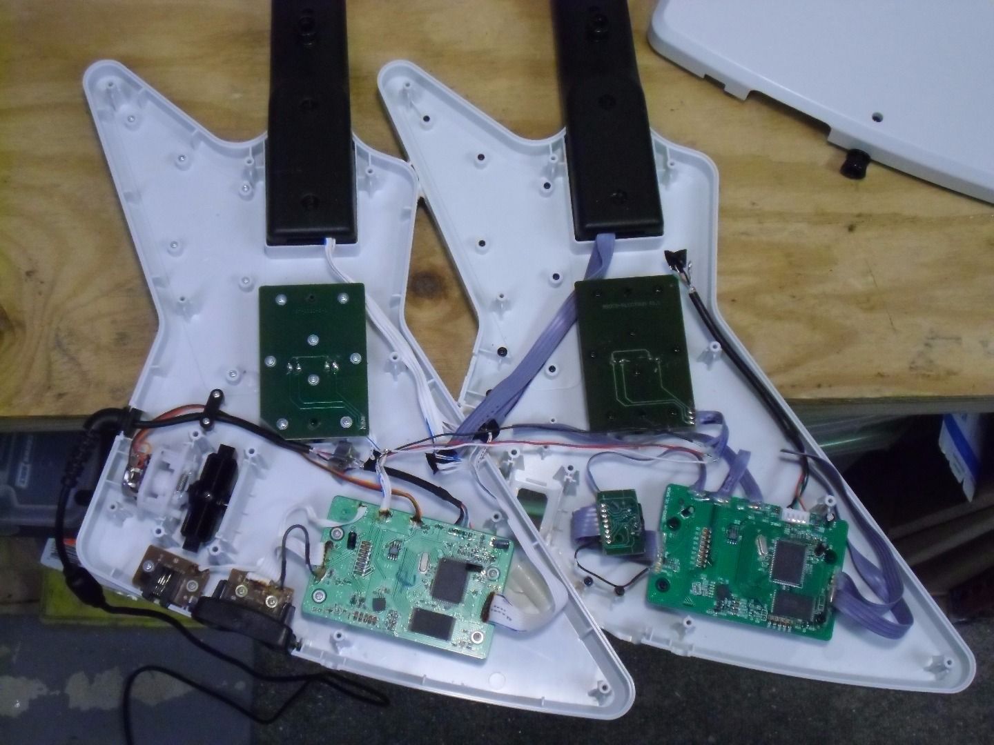 Epic Guitar Hero Double Neck Guitar Fail 7 Steps With Pictures Instructables