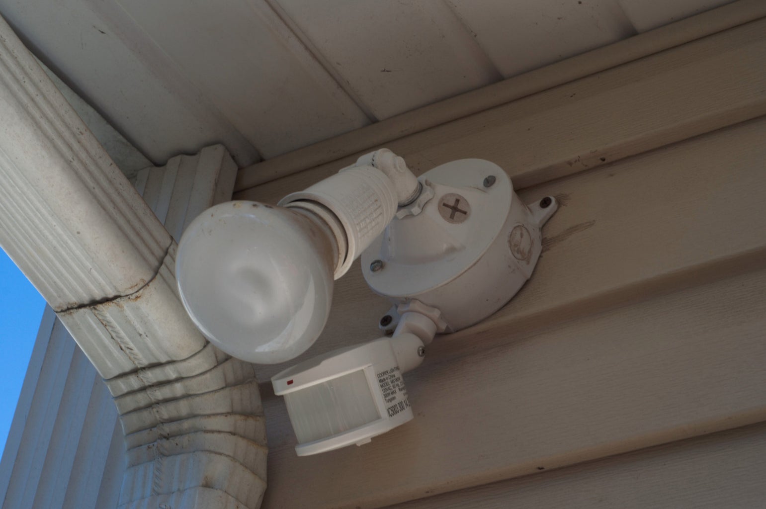 Turn Your Outdoor Lights Into Motion Detector 7 Steps Instructables Motion Detector Lights, How To Install A Motion Detector Outdoor Light