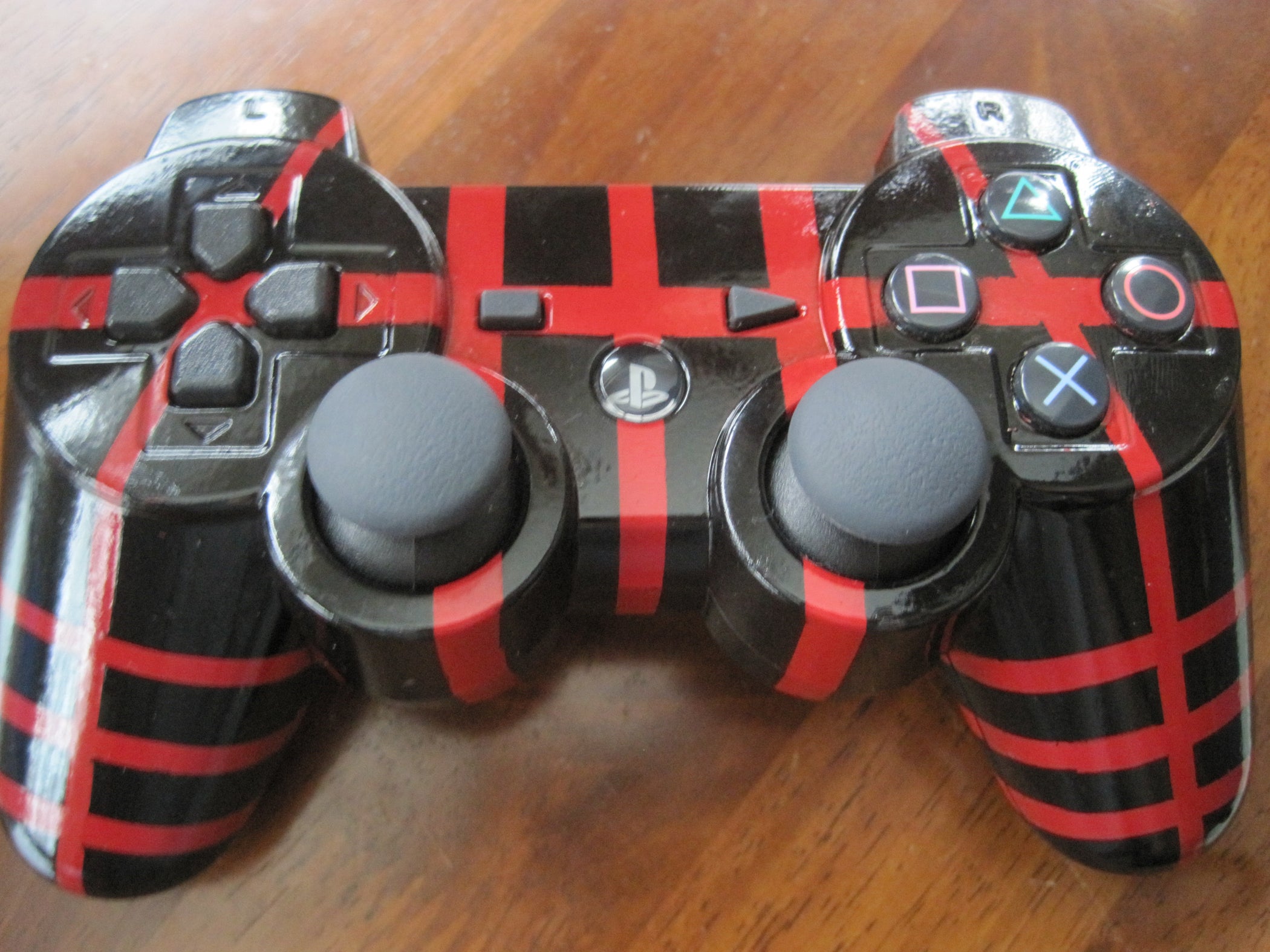 How to Spray Paint a PS3 Controller! Instructables