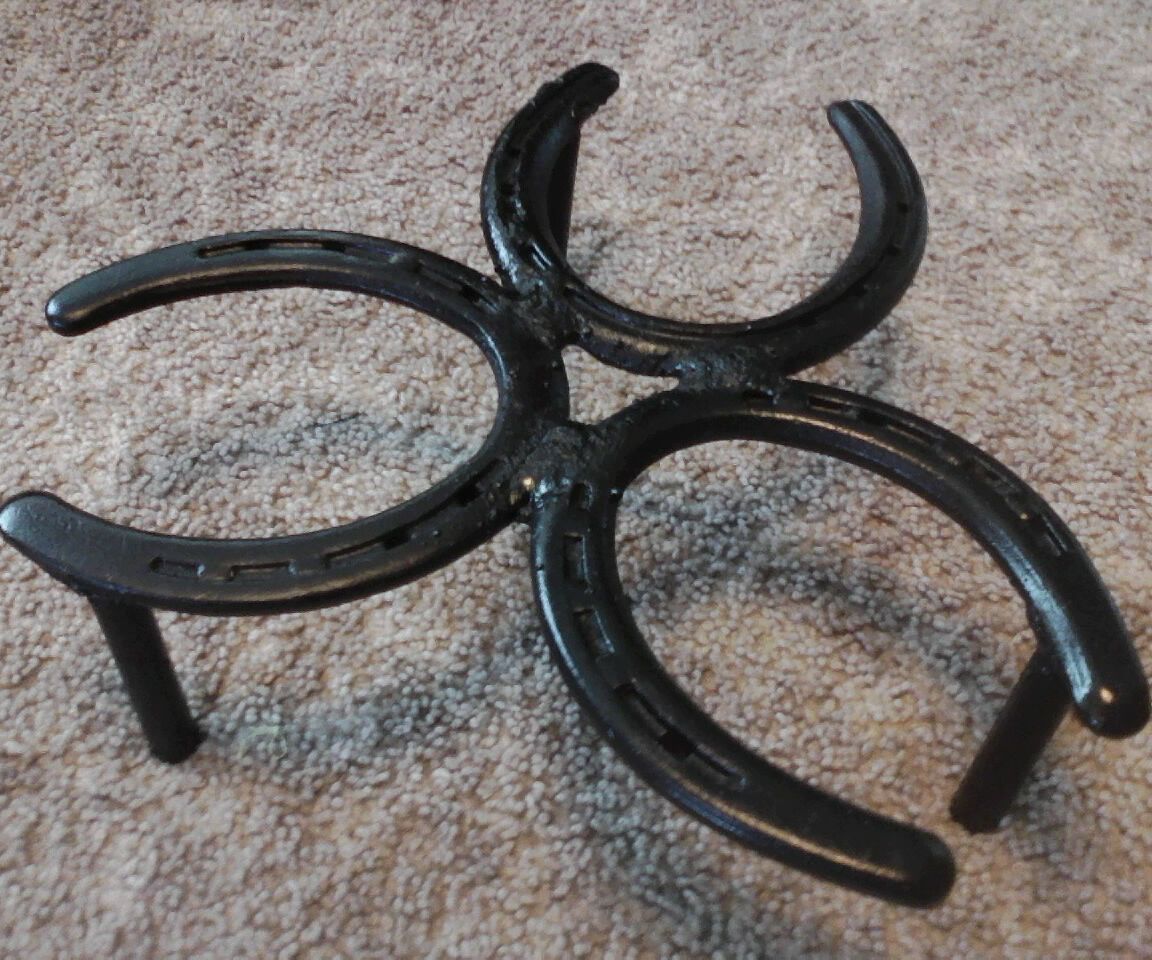 Horseshoe Dutchoven Holder 8 Steps (with Pictures) Instructables