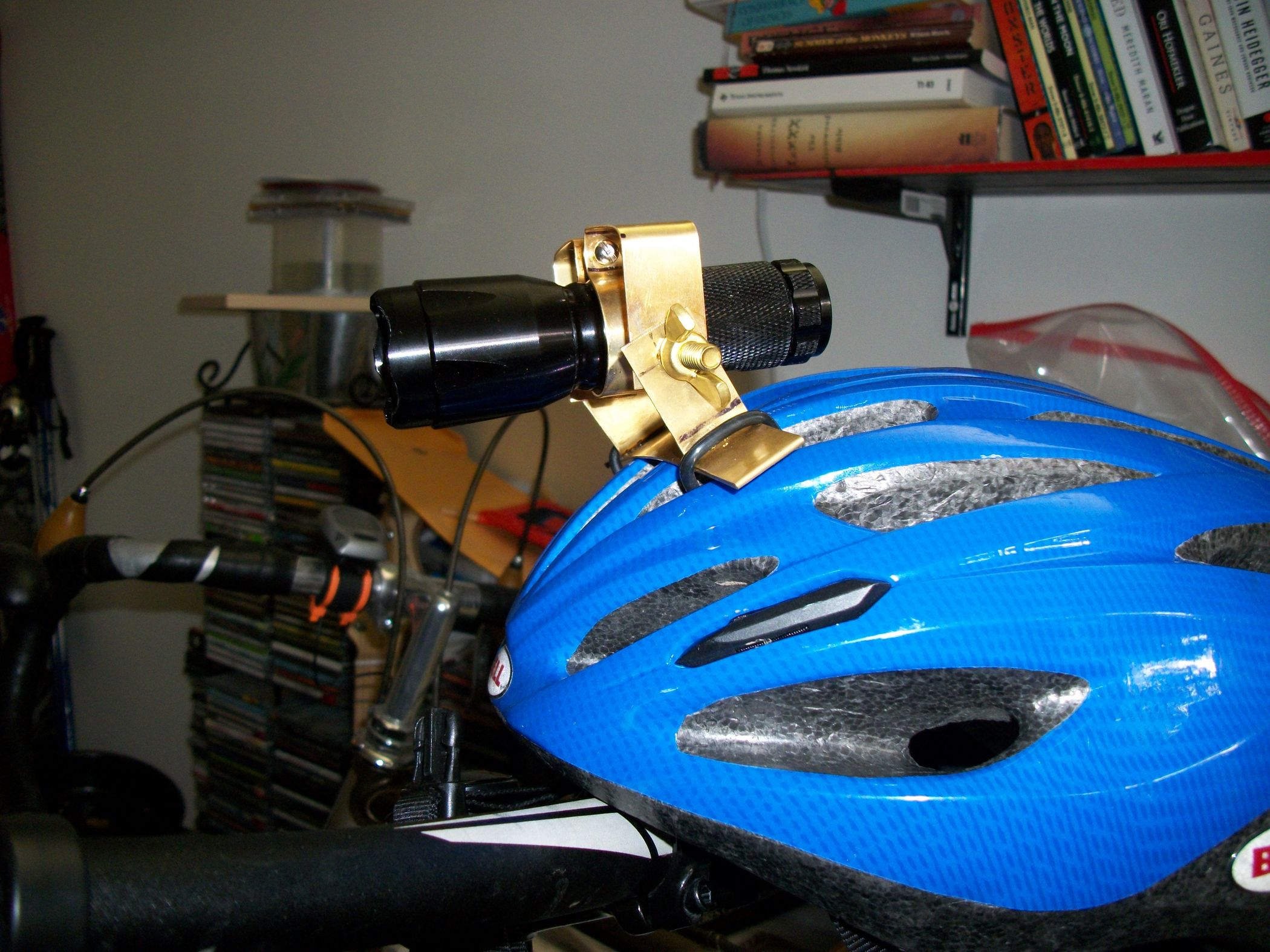 Adjustable Ski and Bike Helmet Mount for LED Flashlight 5 Steps (with