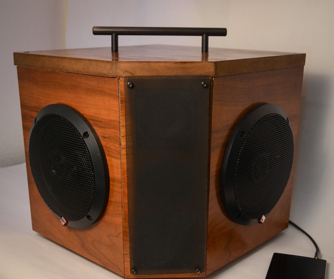 Wireless Boombox Speaker Allinone 3 Steps (with Pictures
