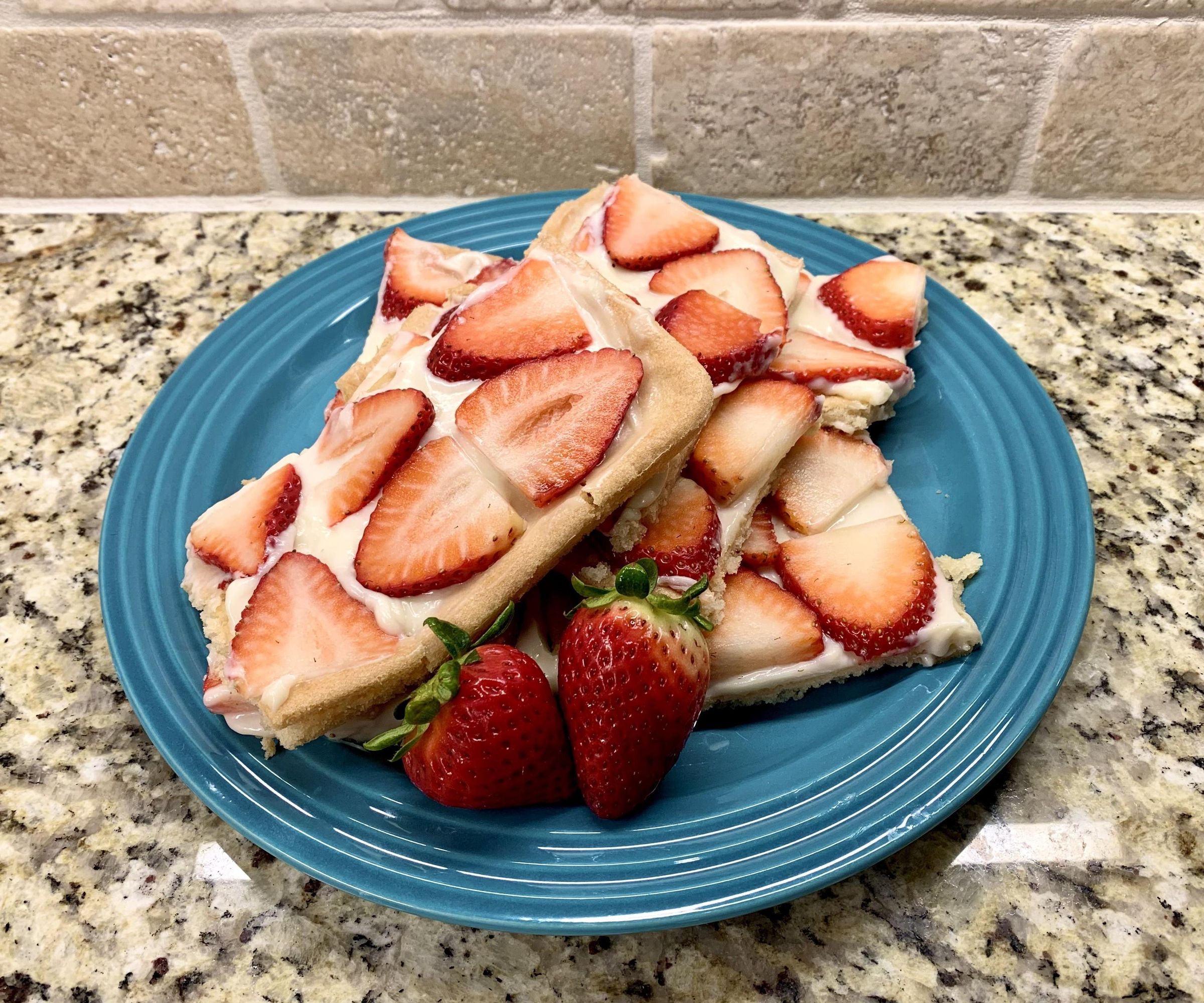 DIY guide for Strawberry Pizza From a Box with step-by-step instructions