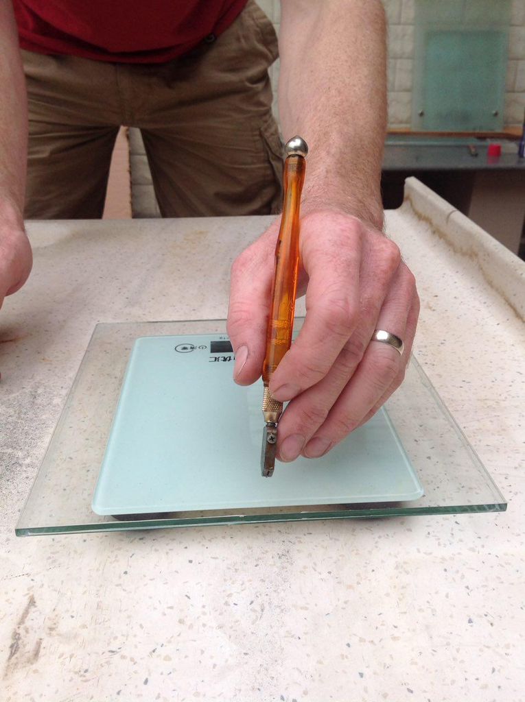 How To Cut Glass 5 Steps With Pictures Instructables