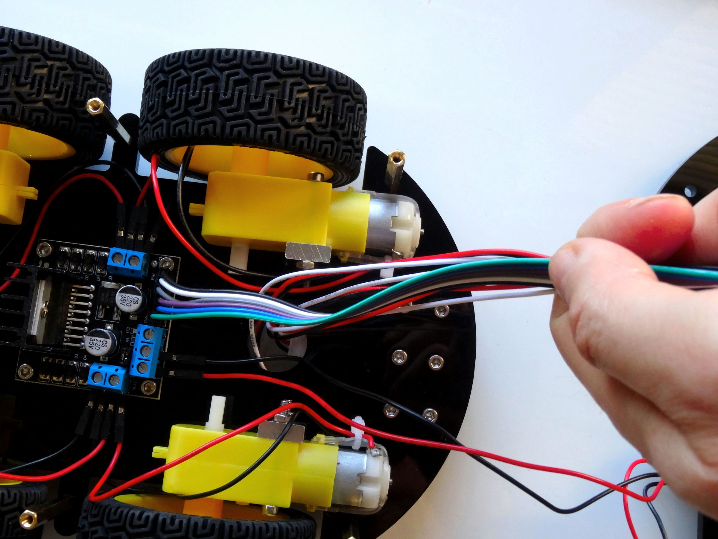Assemble Elegoo Smart Car Robot Kit V1.0 32 Steps (with Pictures