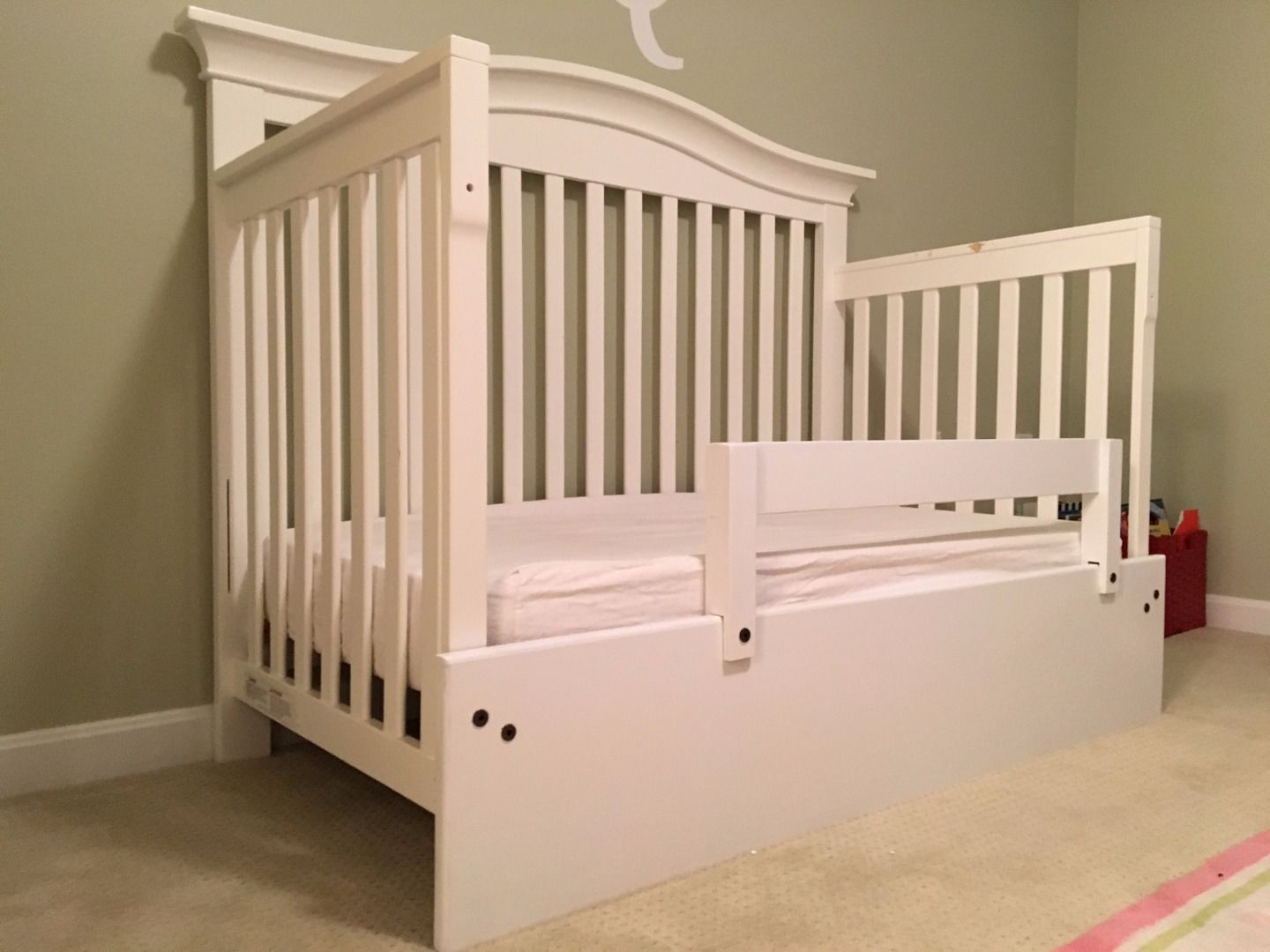 turn bed into crib