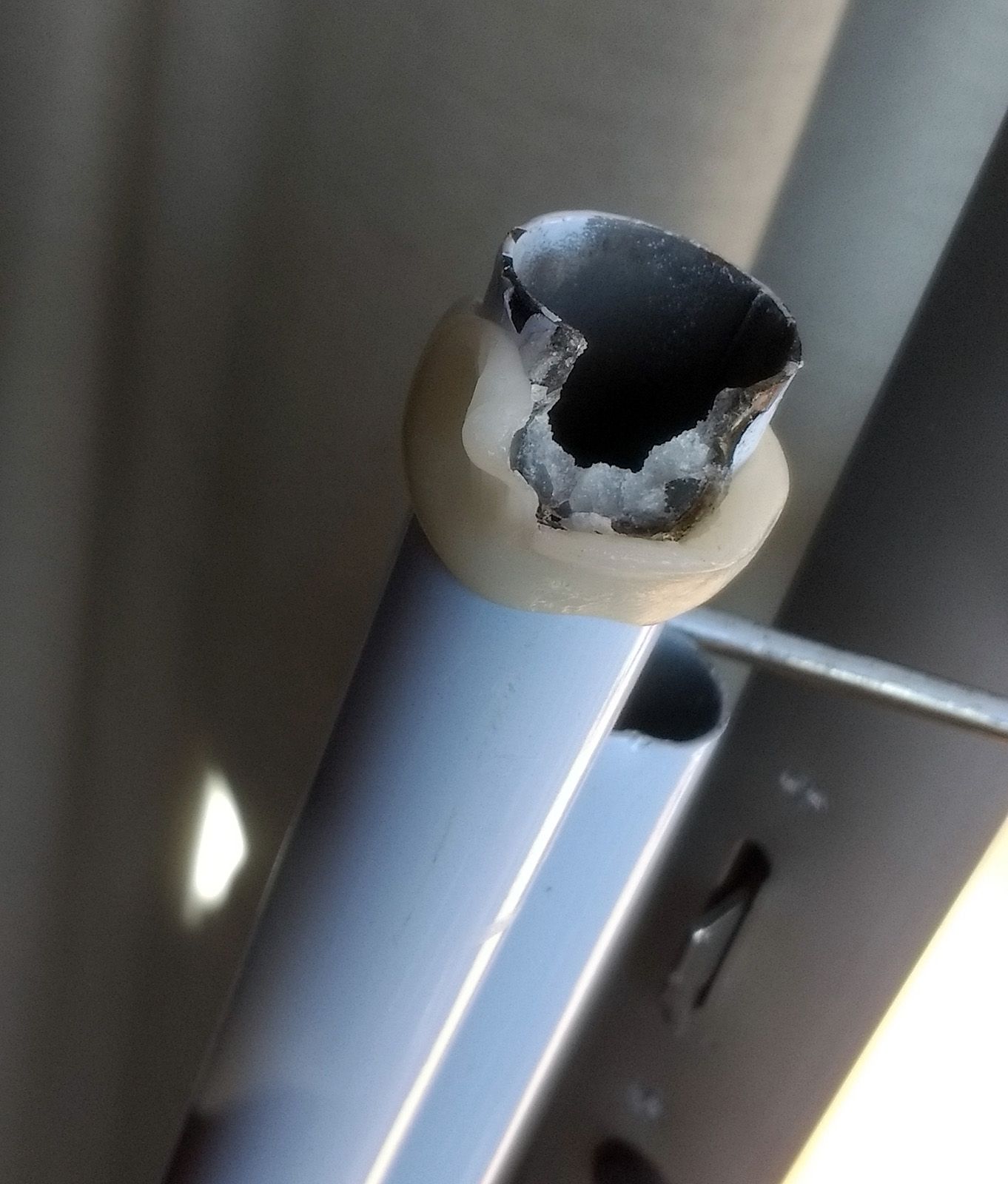 Welding With Superglue (cyanoacrylate), Baking Soda (sodium Bicarbonate