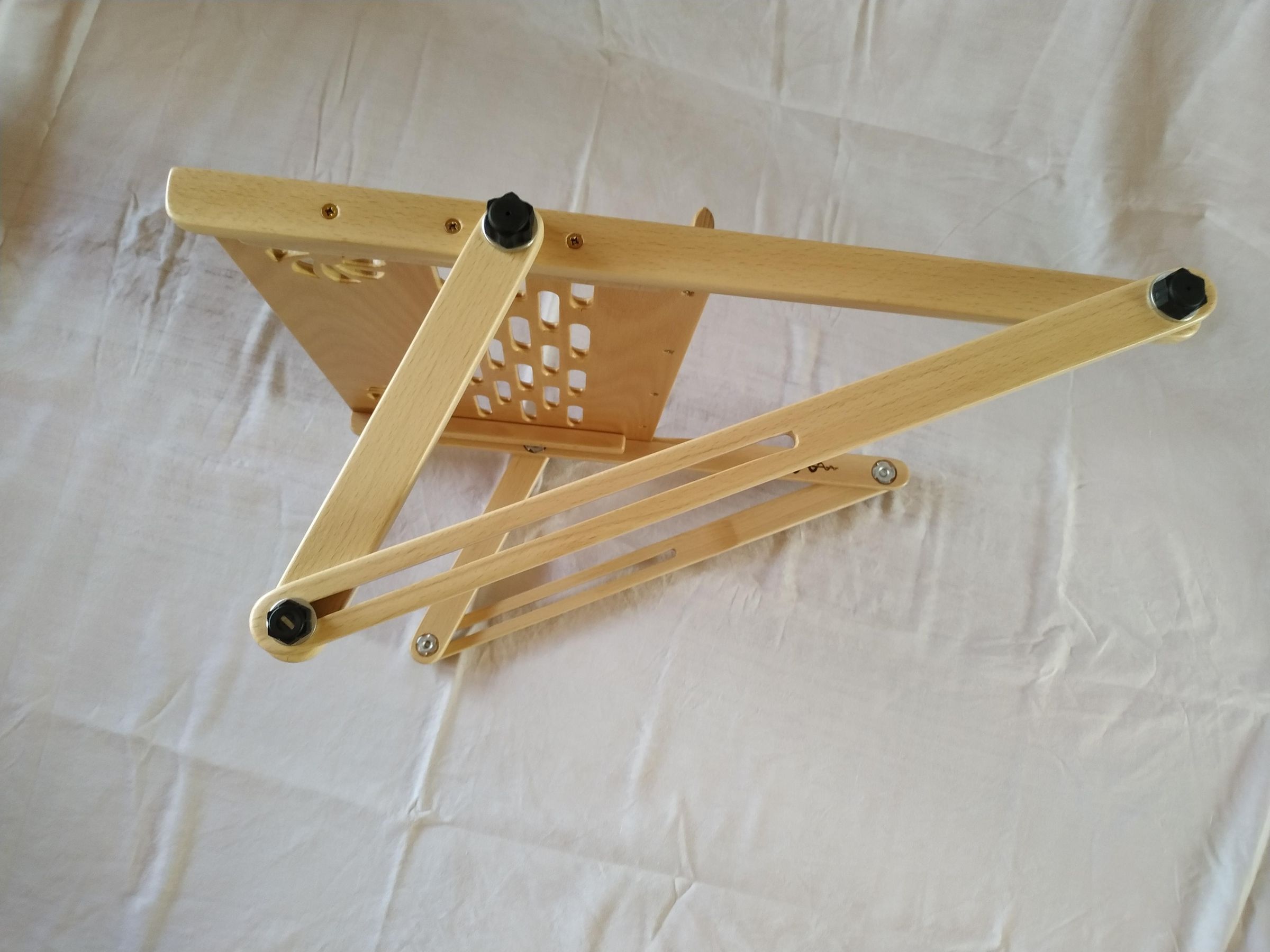 A Better Laptop Stand for Bed 7 Steps (with Pictures) Instructables