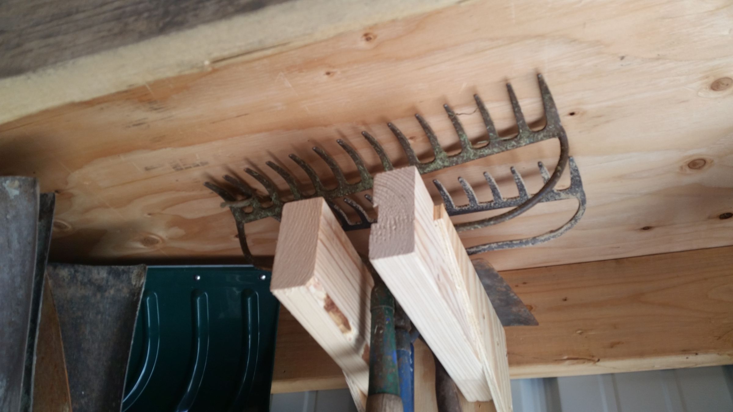 Long Handle Tool Storage Rack 3 Steps (with Pictures) Instructables
