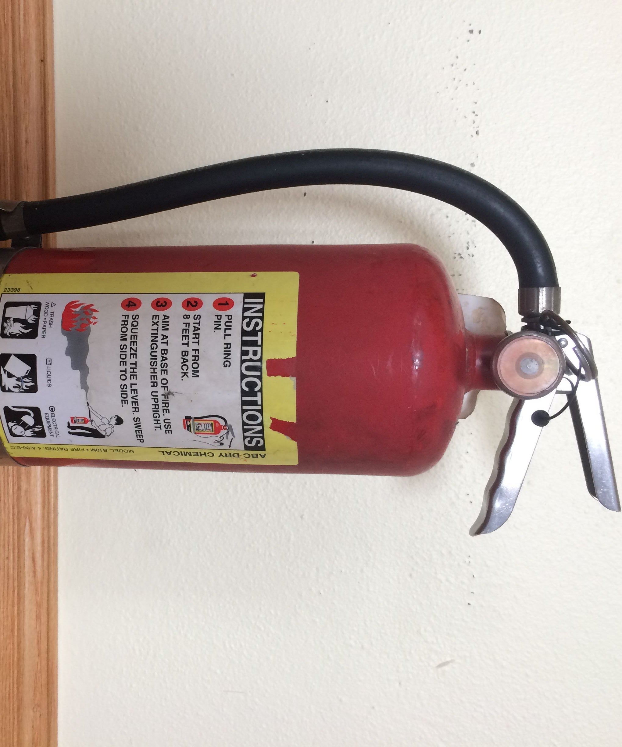 This 5A 25B Fire Extinguisher Could Save Your Life - 4rdvo81